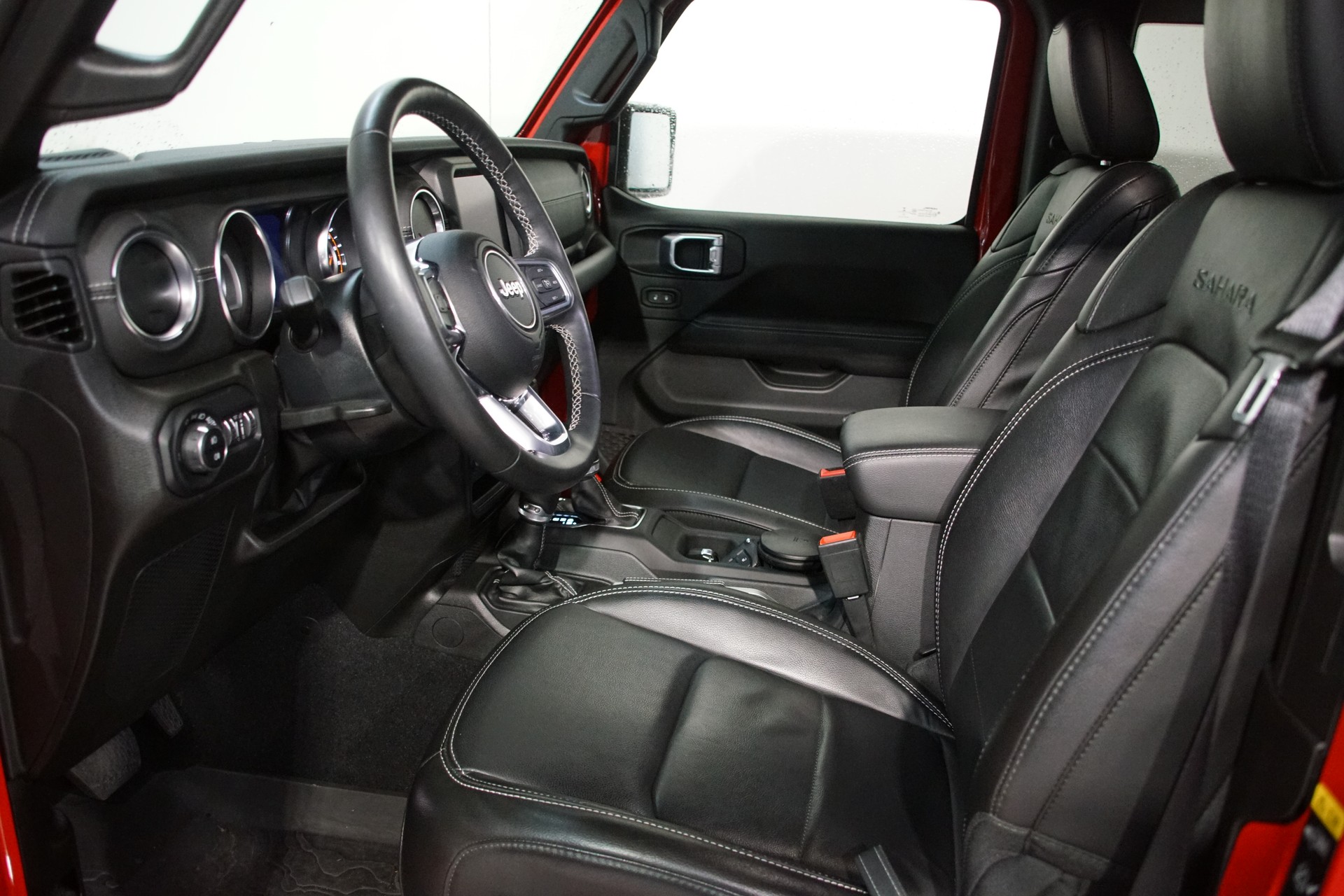 JEEP Wrangler 2.0 Sahara *swiss* Automatic - 14