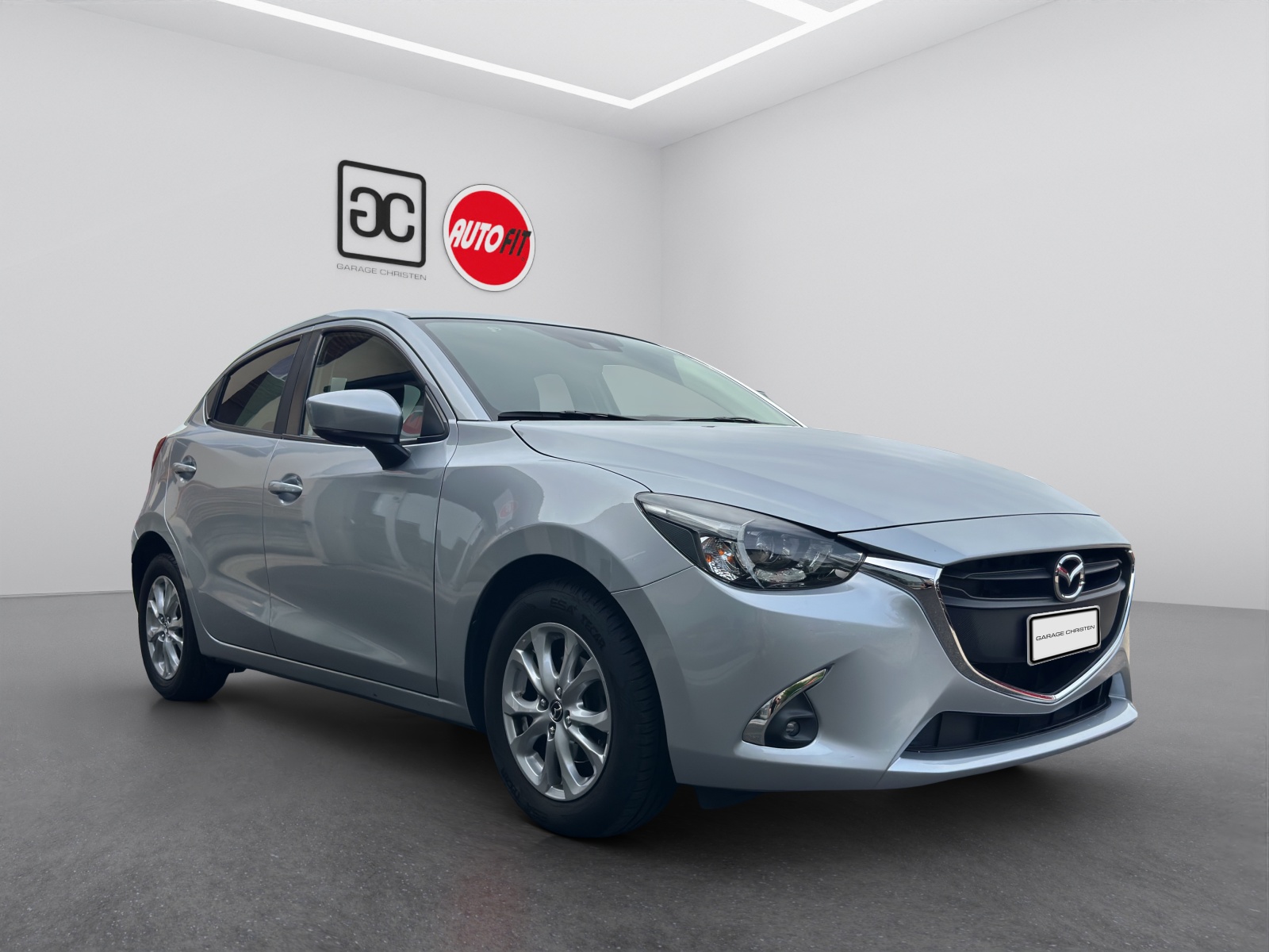 MAZDA 2 SKYACTIV-G 90 Ambition Plus Automat - 2