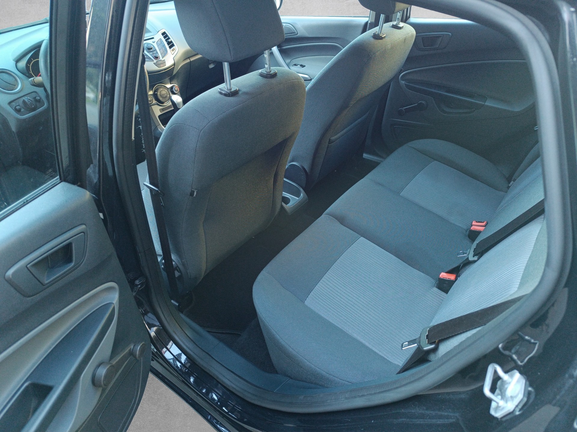 FORD Fiesta 1.25 16V Trend - 11