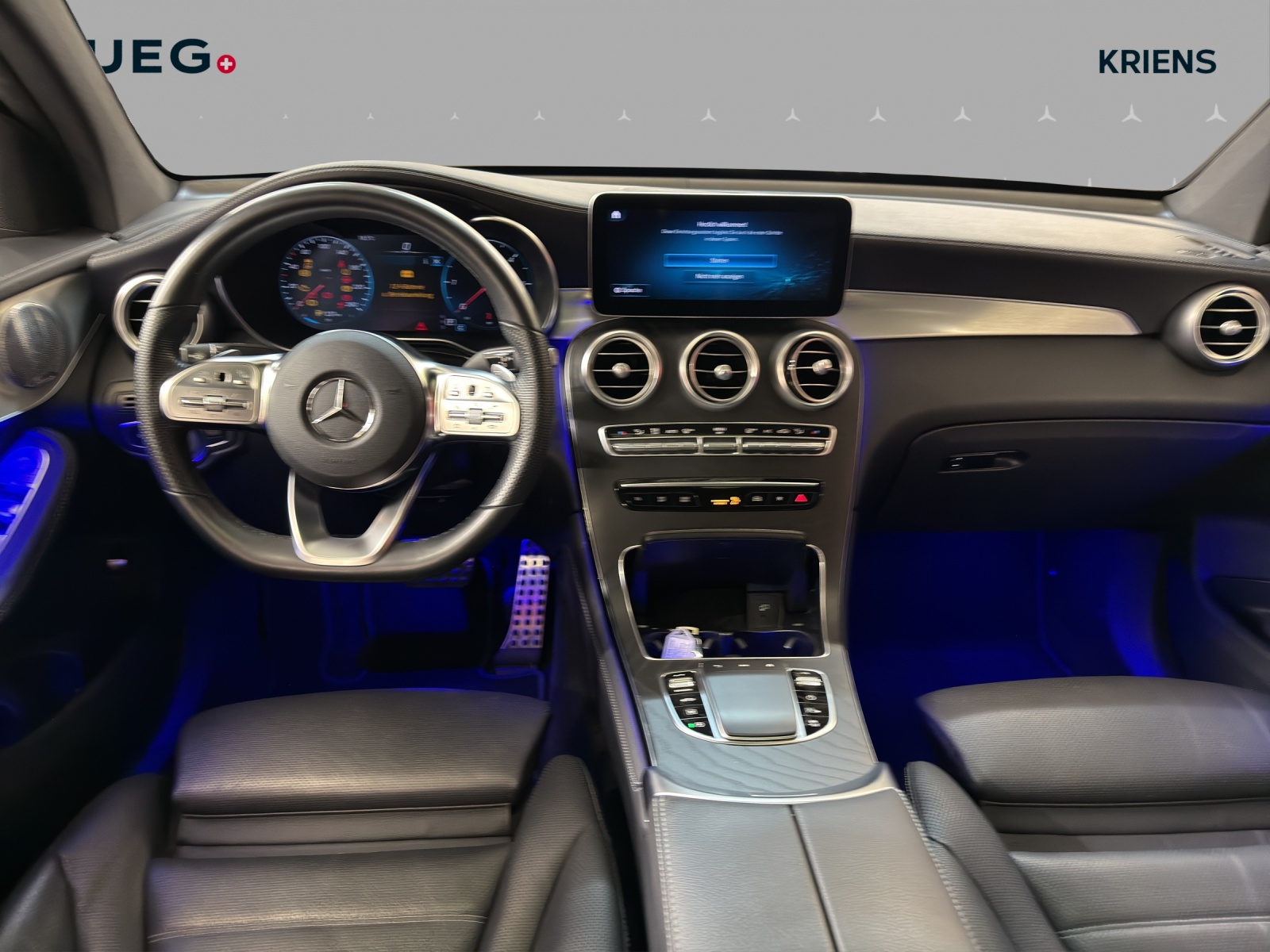 MERCEDES-BENZ GLC 300 d 4M - AMG - Coupé / DISTRONIC / 360 Grad Kamera / Multikontursitze / Head-Up Display - 11