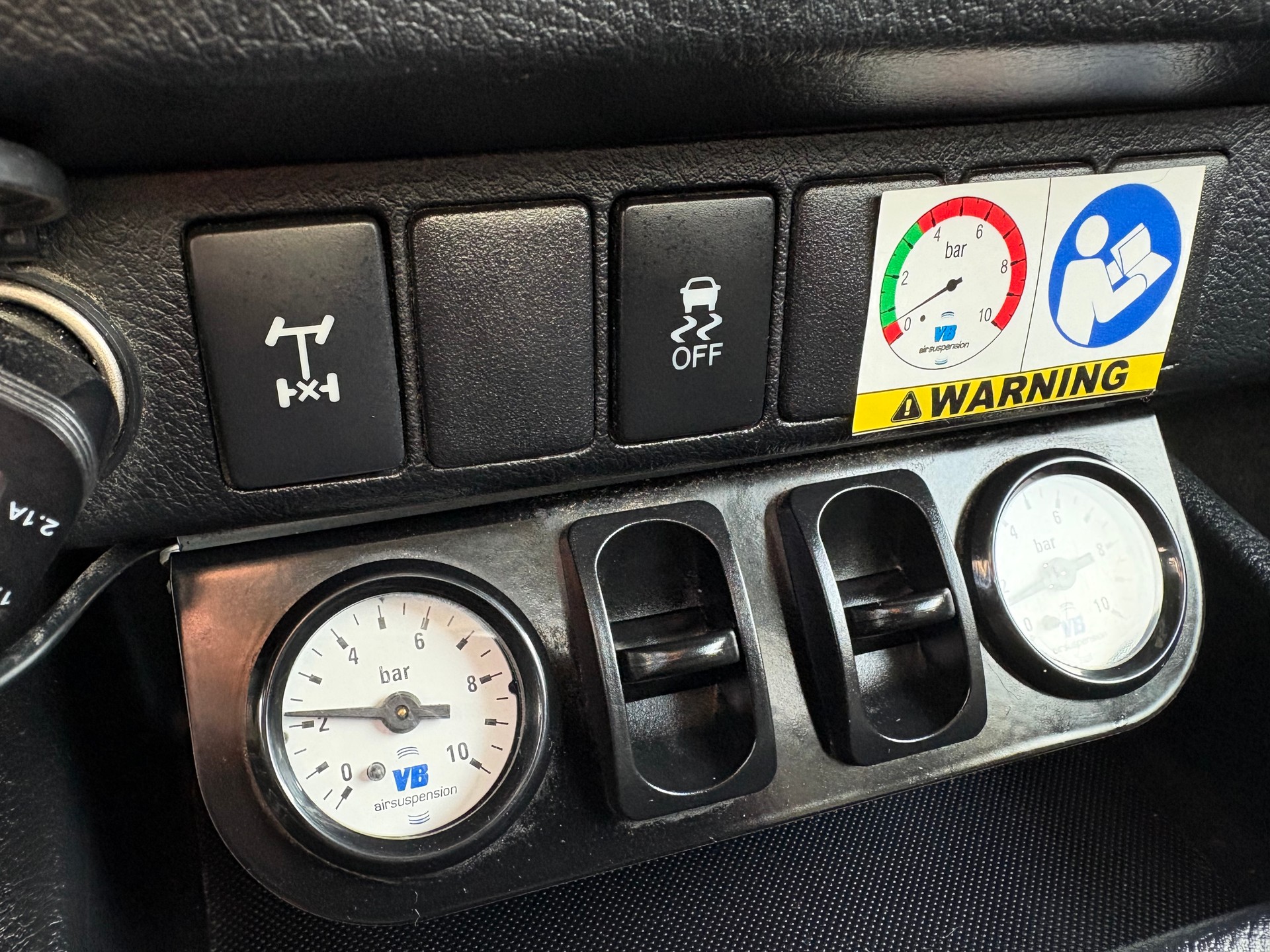 TOYOTA Hilux 2.4D-4D Single Cab 4x4 3-Seitenkipper - 16