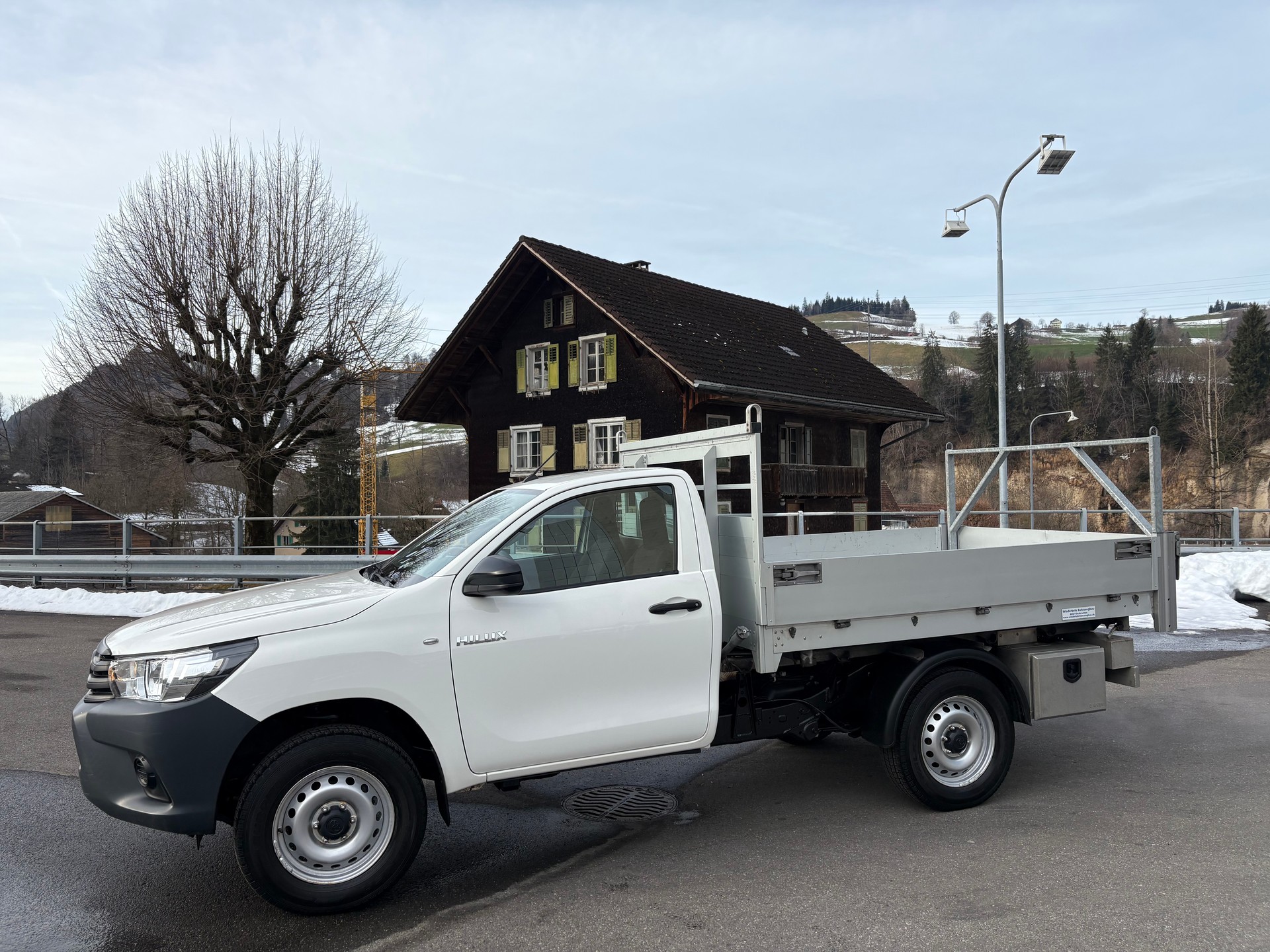 TOYOTA Hilux 2.4D-4D Single Cab 4x4 3-Seitenkipper - 10