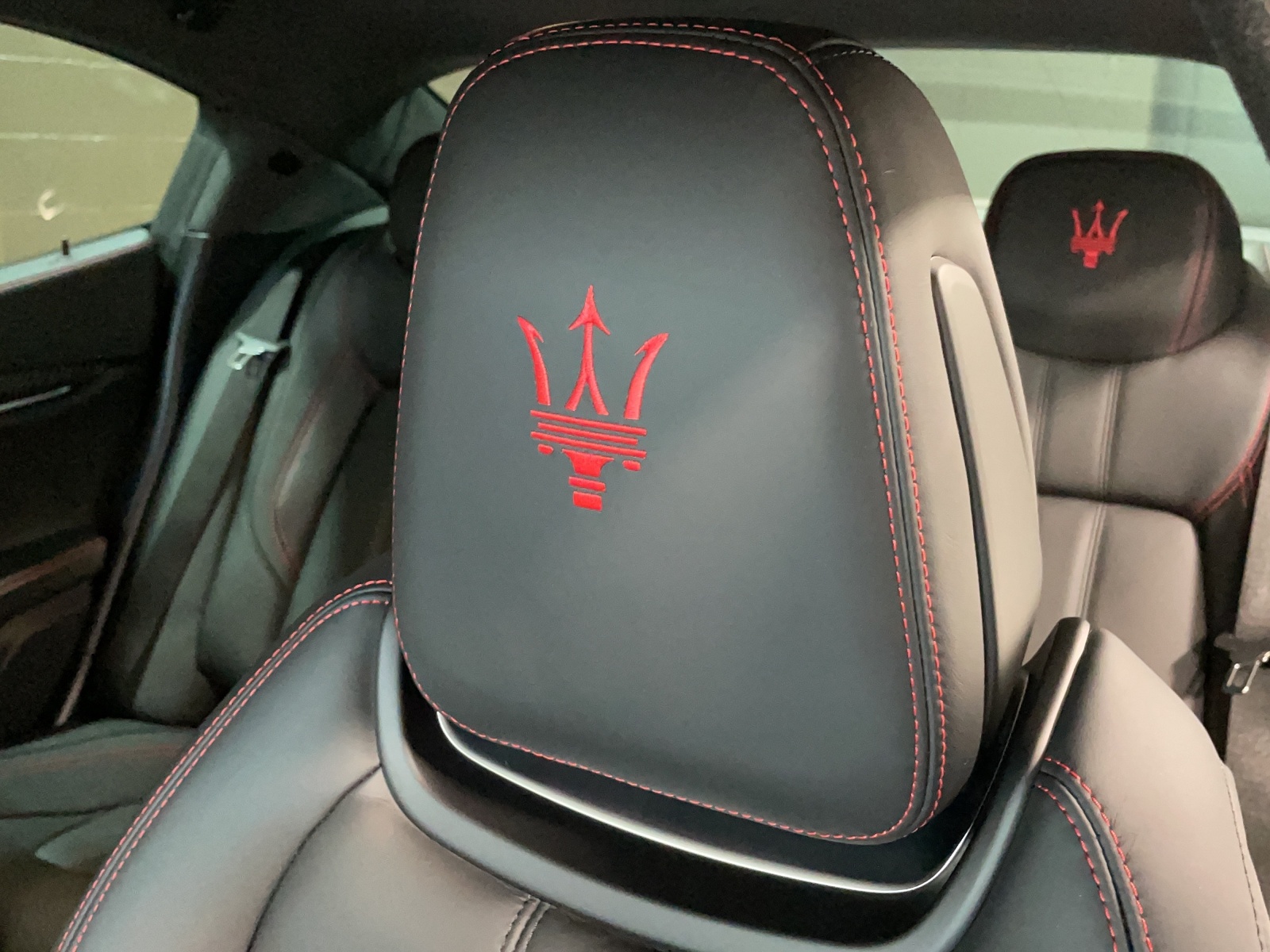 MASERATI Ghibli 3.0 V6 Modena - 10