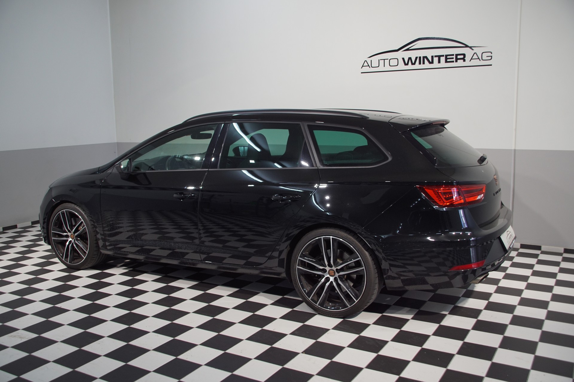 SEAT Leon ST 2.0 TSI Cupra 300 4 Drive DSG - 7