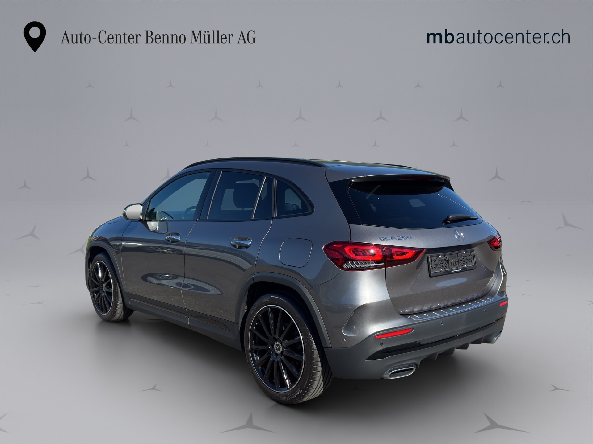 MERCEDES-BENZ GLA 200 AMG Line - 3