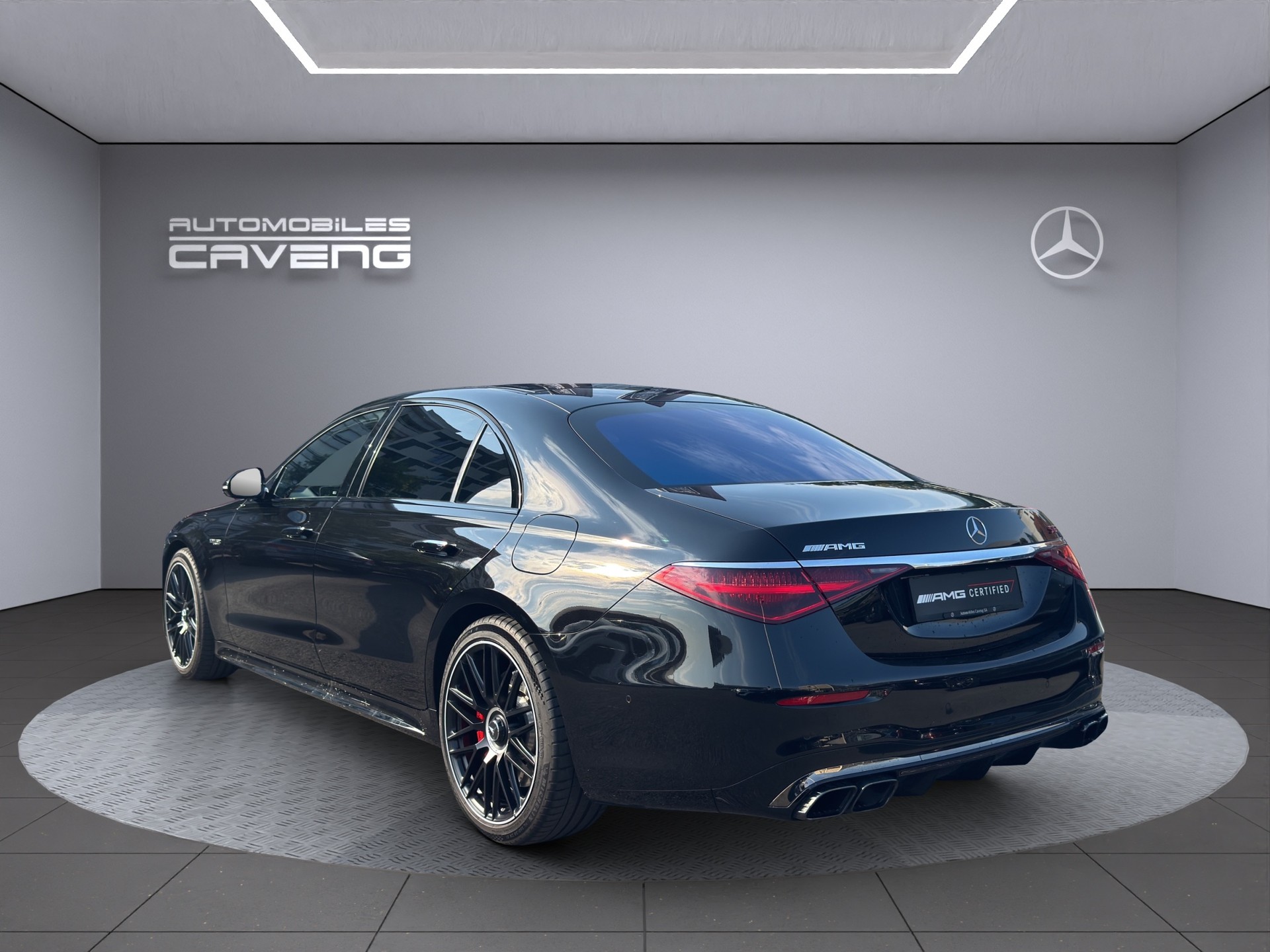 MERCEDES-BENZ S 63 AMG E Performance 4Matic - 3
