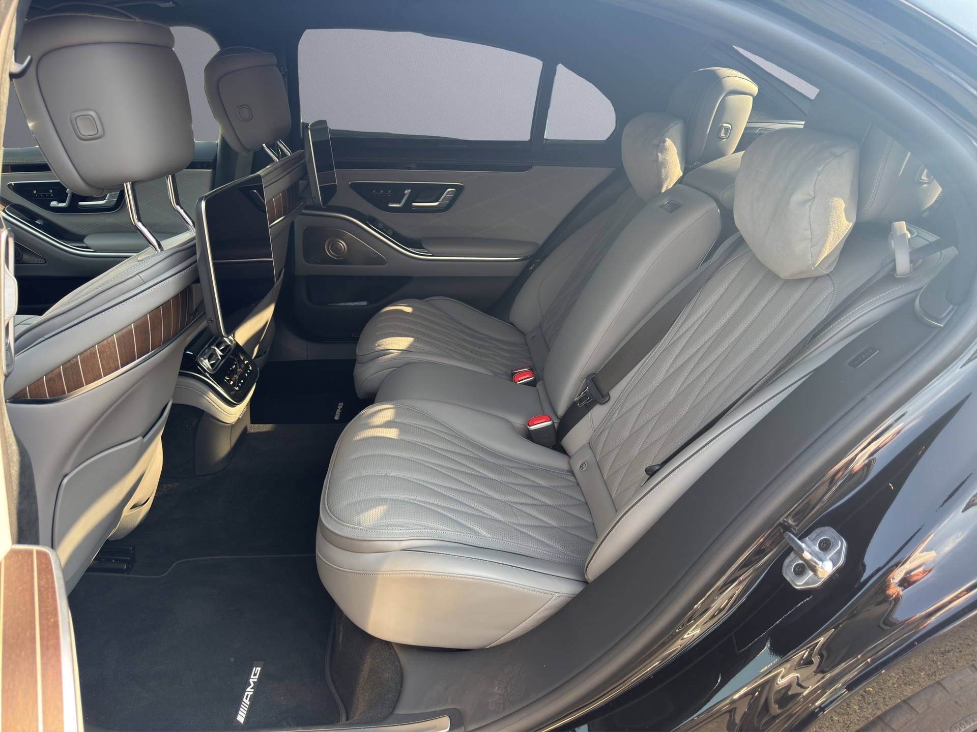 MERCEDES-BENZ S 63 AMG E Performance 4Matic - 17