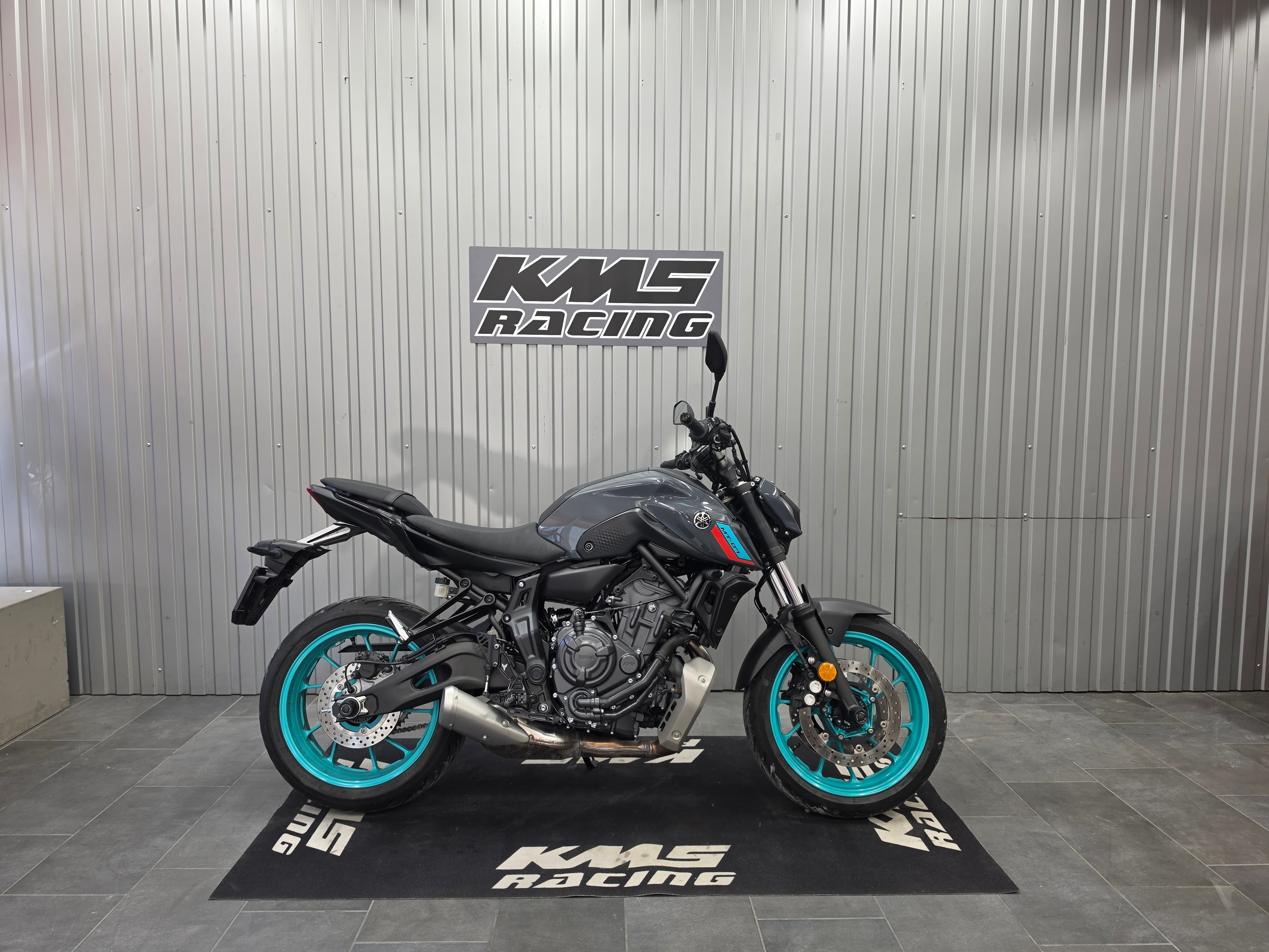 YAMAHA MT-07