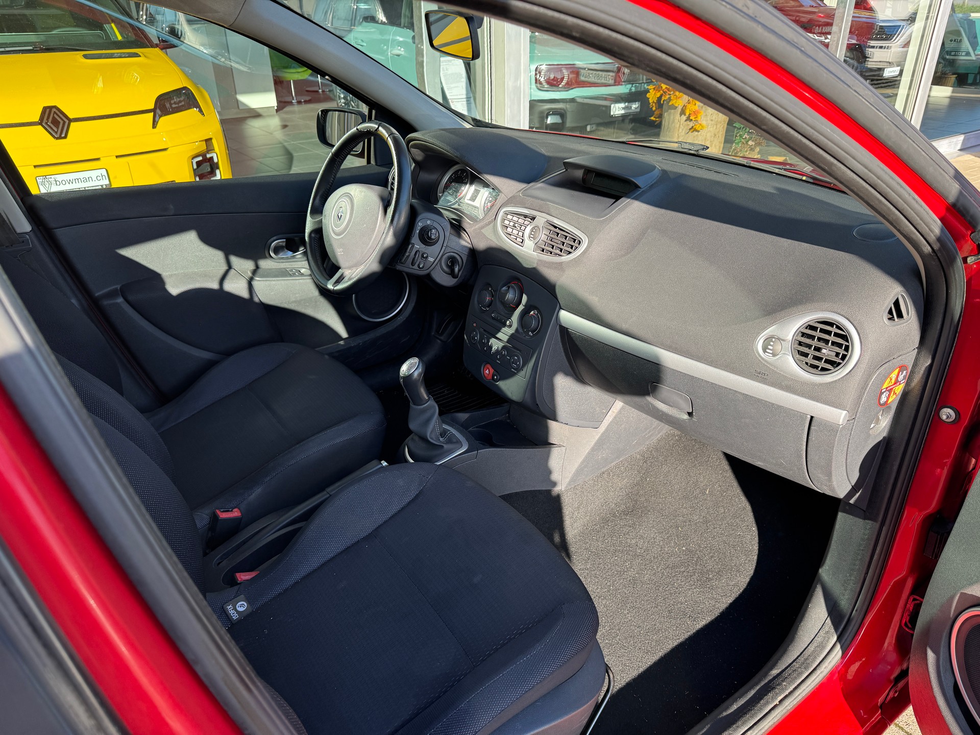 RENAULT Clio 1.6 16V Dynamique - 7