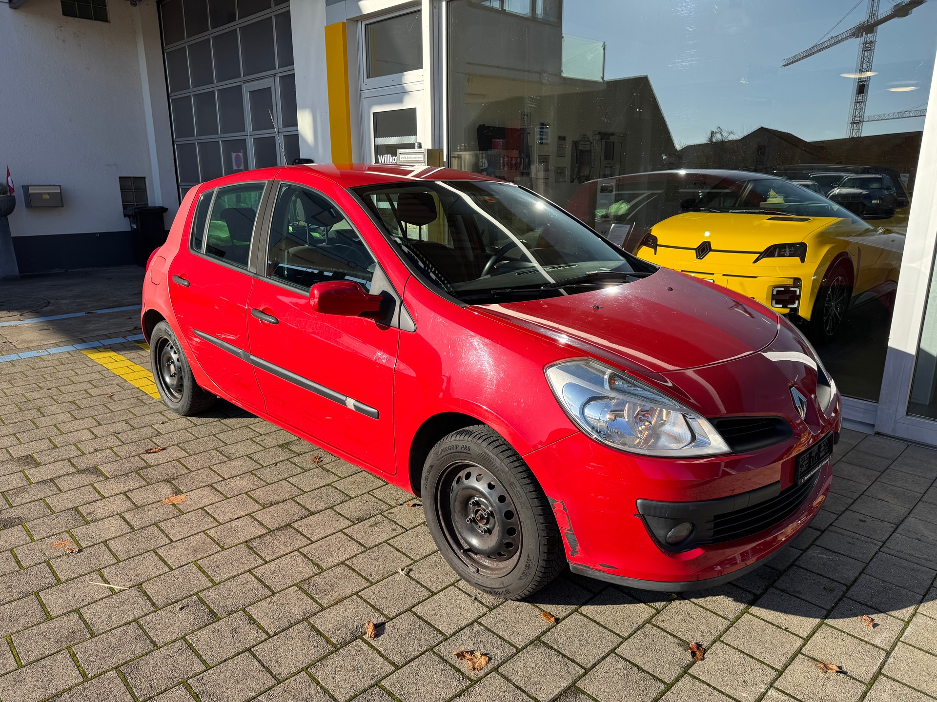 RENAULT Clio 1.6 16V Dynamique - 3