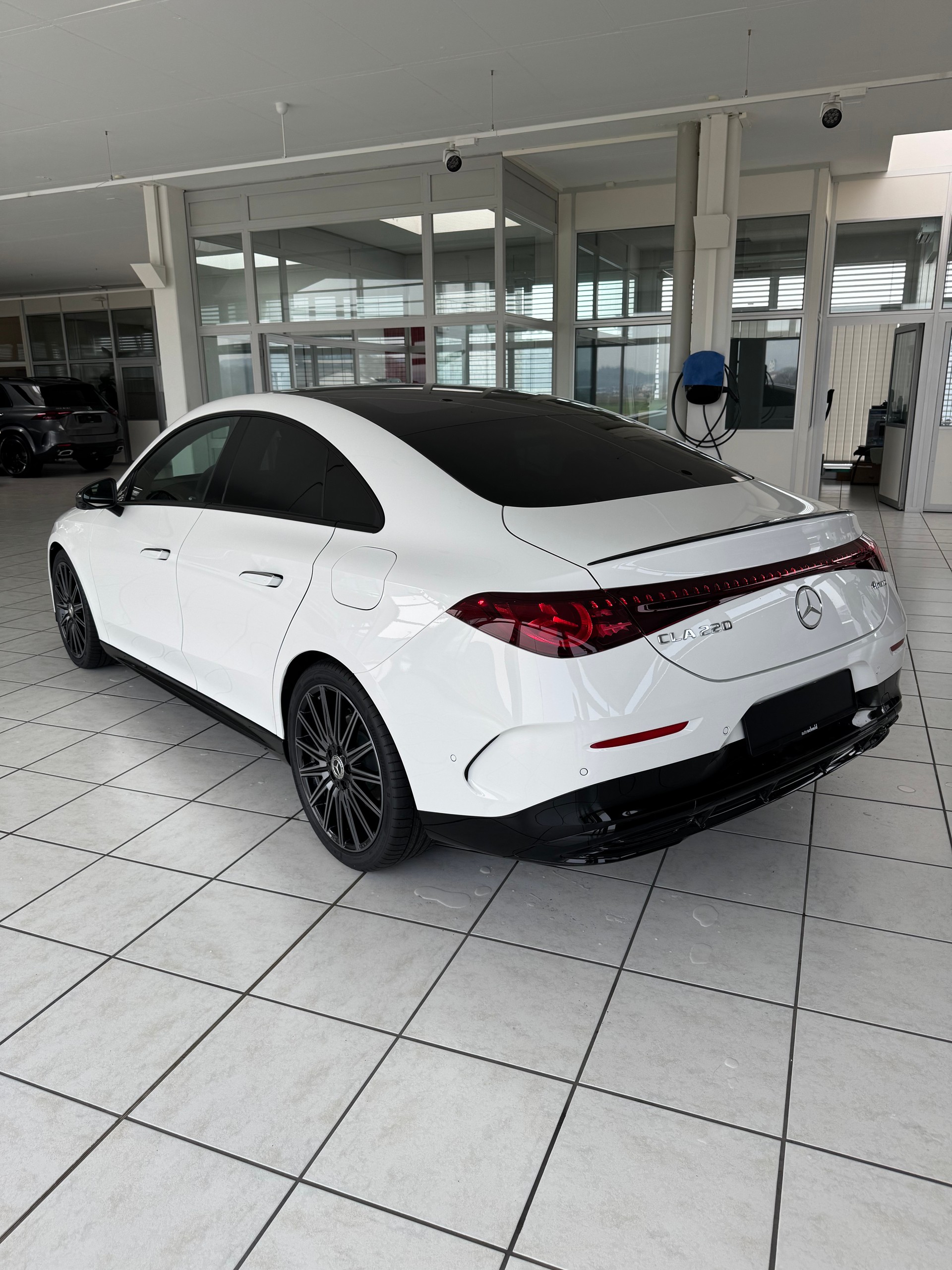 MERCEDES-BENZ CLA 220 4MATIC - 4