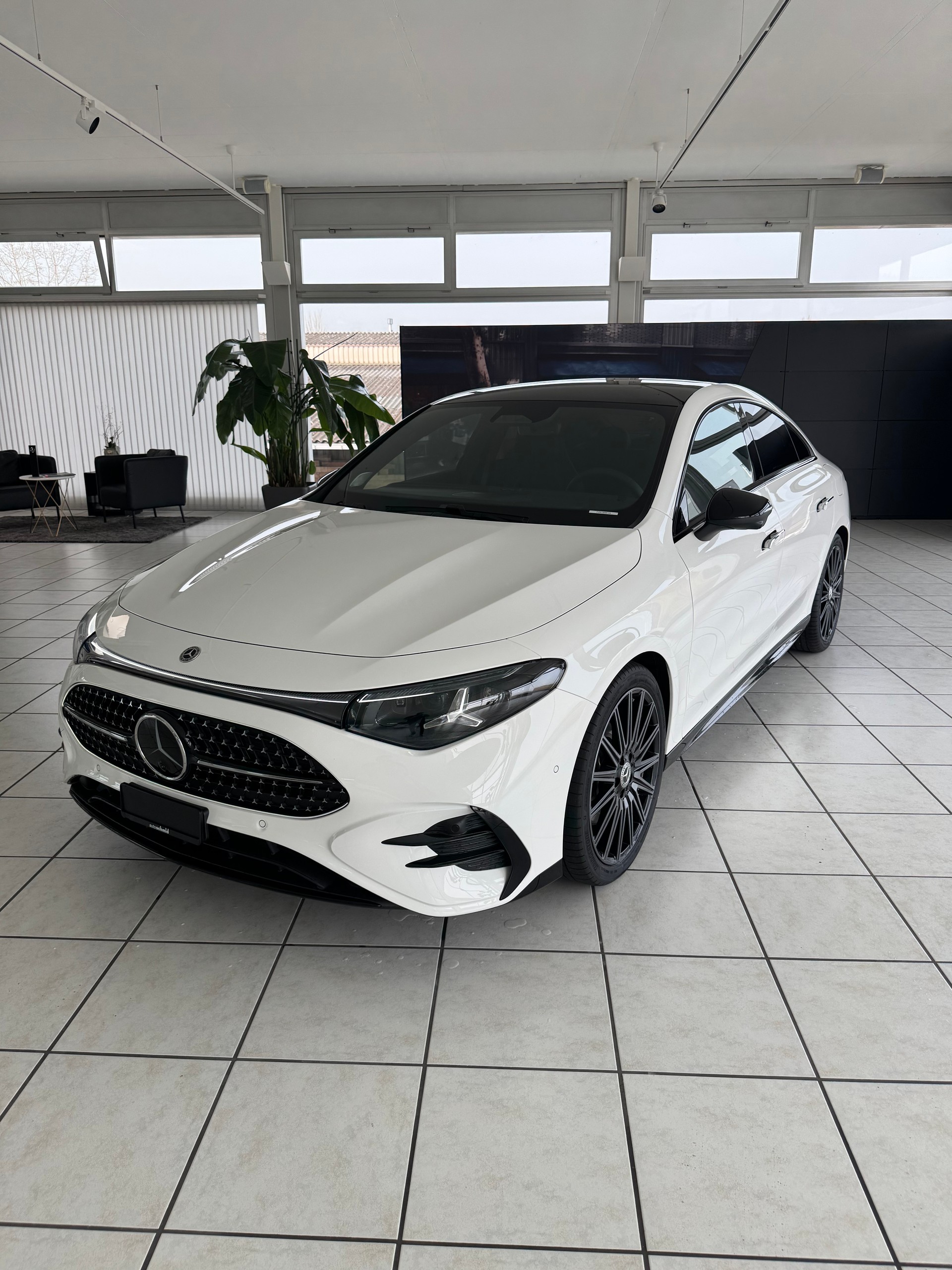 MERCEDES-BENZ CLA 220 4MATIC - 3