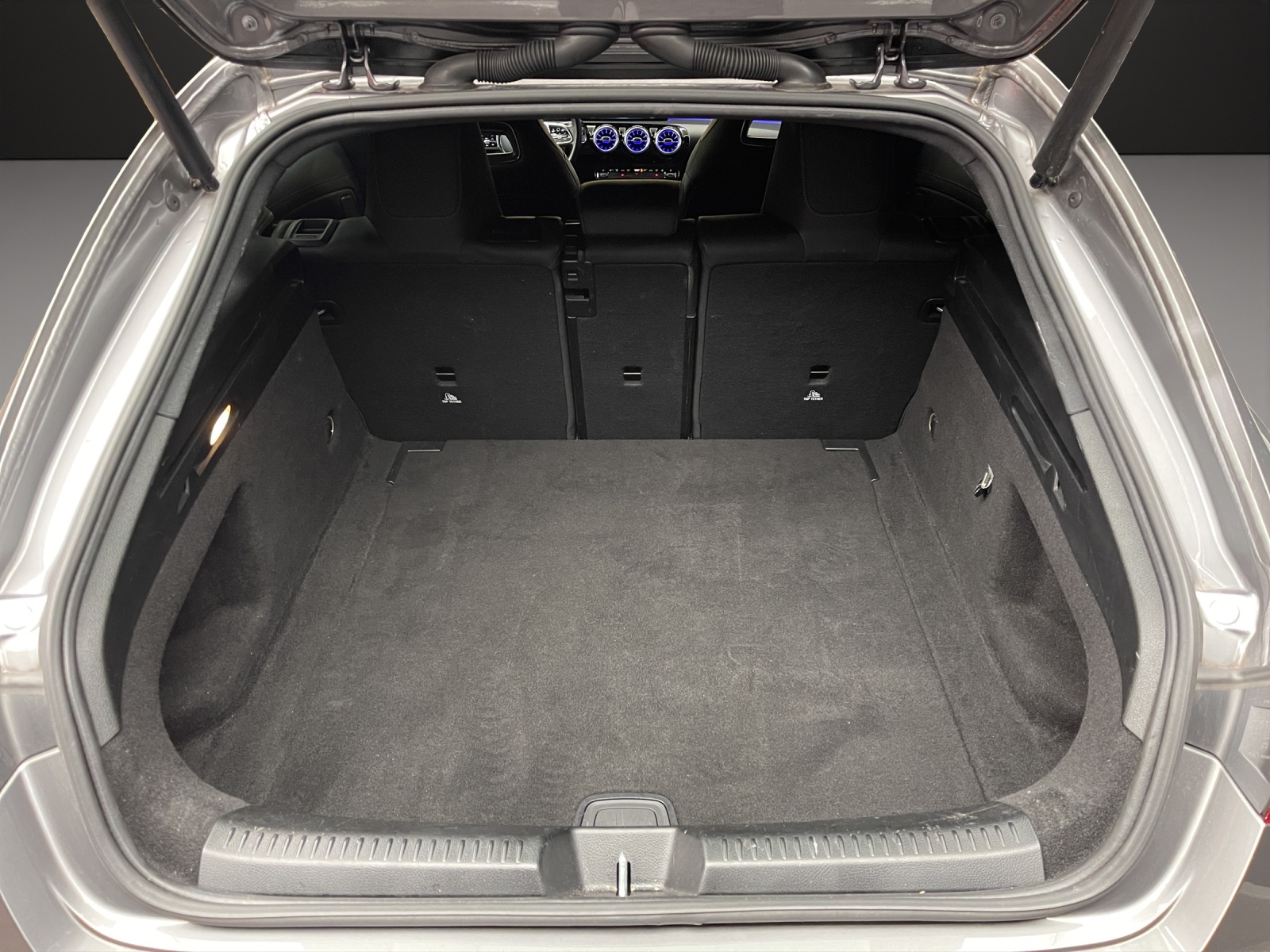 MERCEDES-BENZ CLA SB 250Progress. 4M 7G - 10