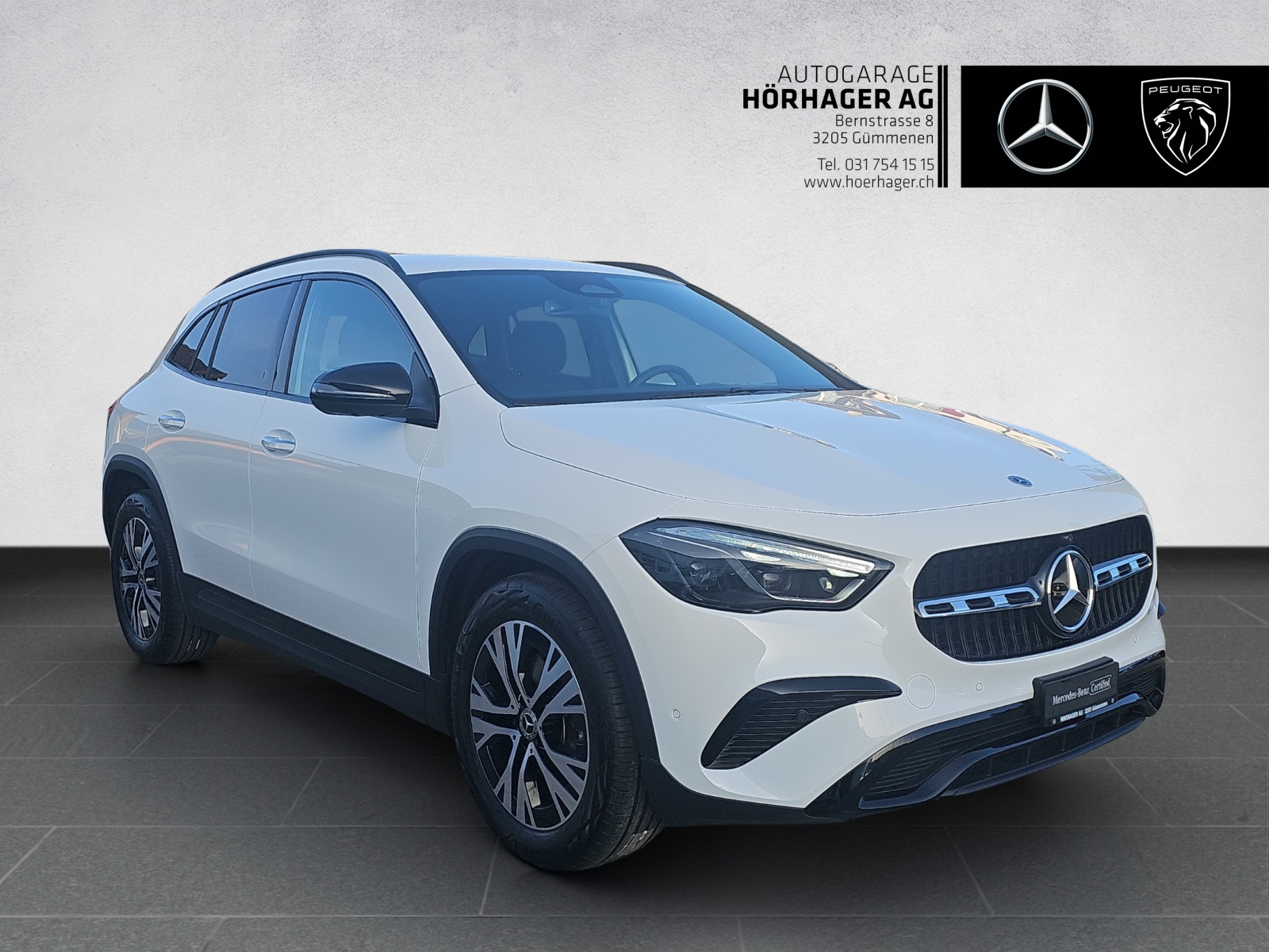 MERCEDES-BENZ GLA 200 7G-DCT