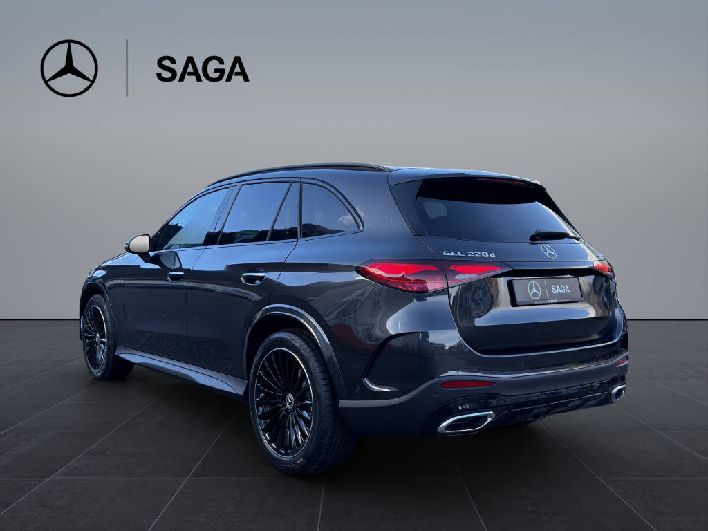 MERCEDES-BENZ GLC 220 d AMG Line 4matic - 4