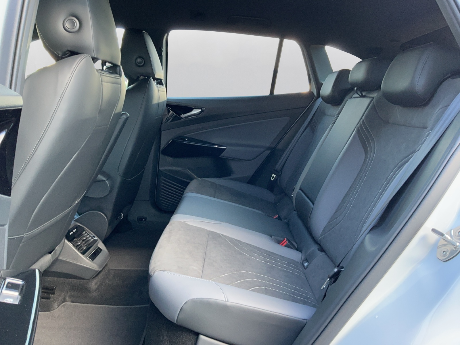 VW ID.4 Pro United 77 kWh - 11