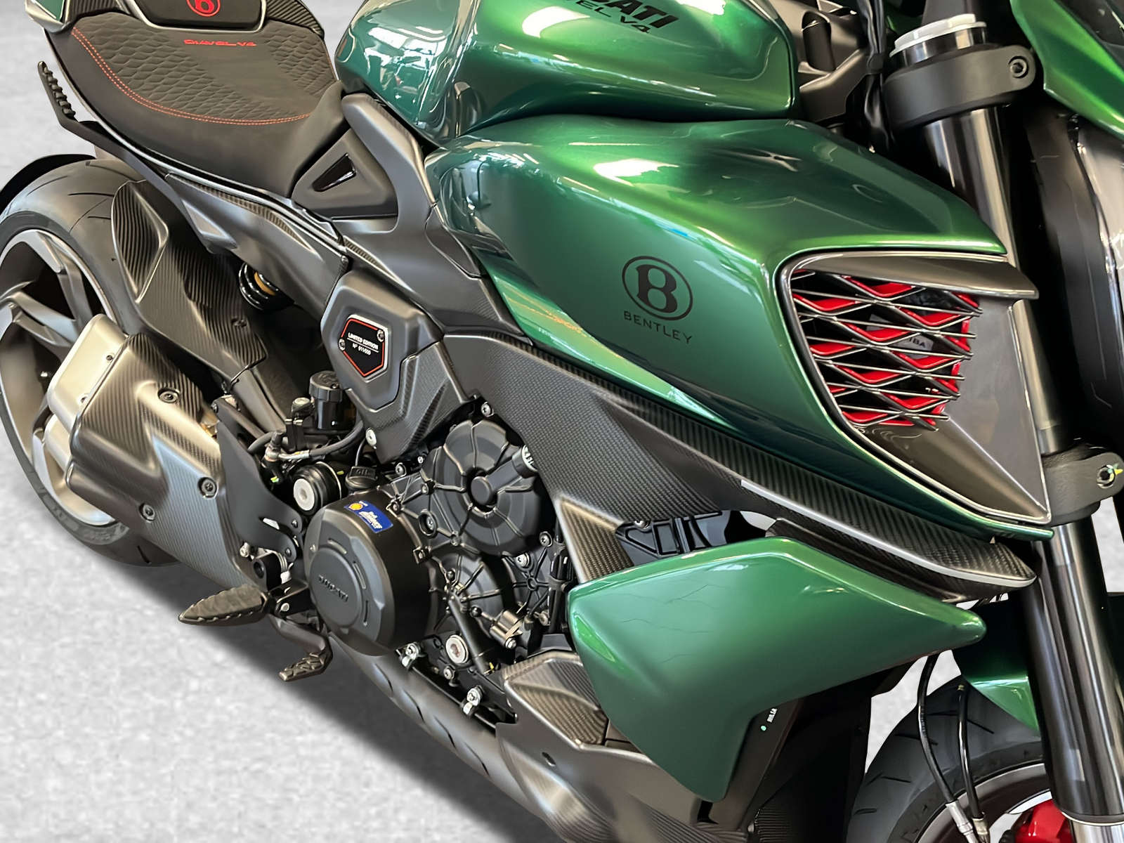 DUCATI 1160 Diavel V4 Diavel For Bentley - 8