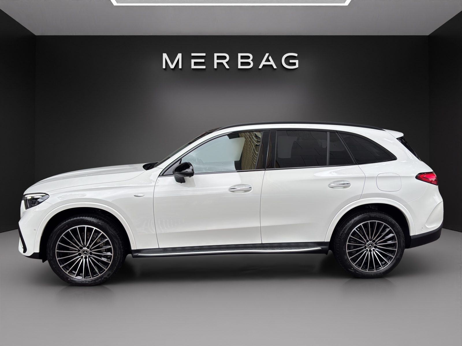 MERCEDES-BENZ GLC 300 e 4Matic 9G-Tronic - 4