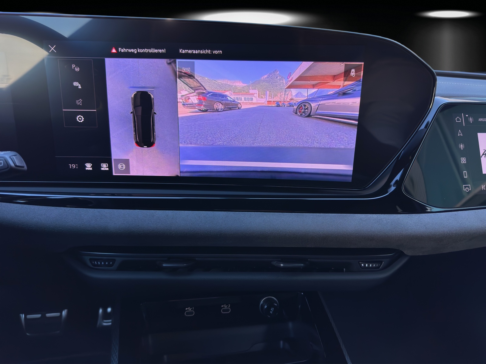 AUDI A5 Avant e-hybrid quattro Attraction 220 kW S tronic - 12