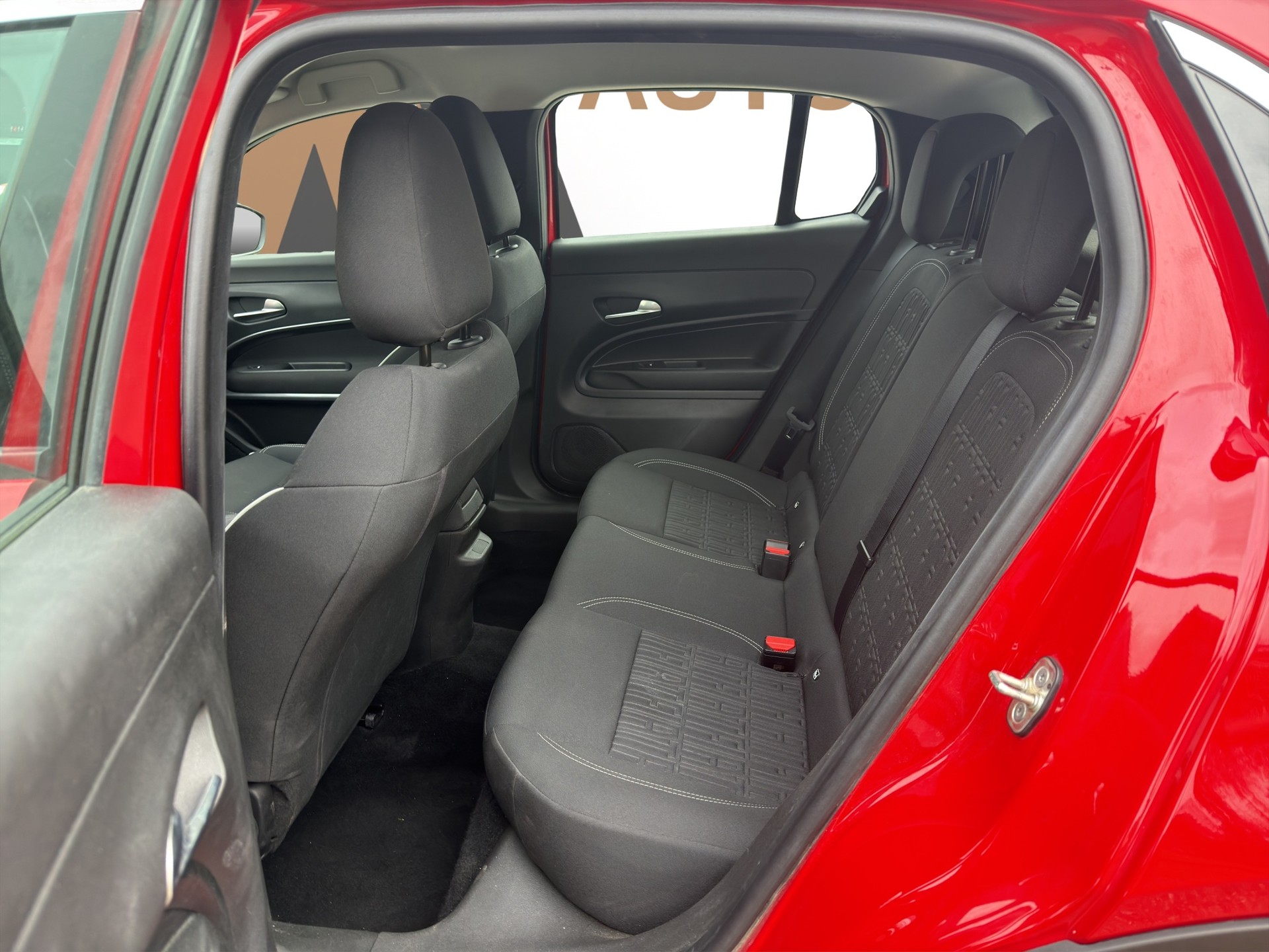 FIAT 600 1.2 Hybrid 145 Cult - 13
