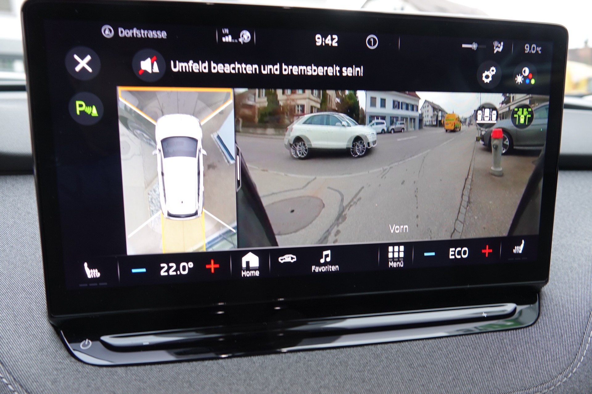 SKODA Enyaq iV 80x - 12