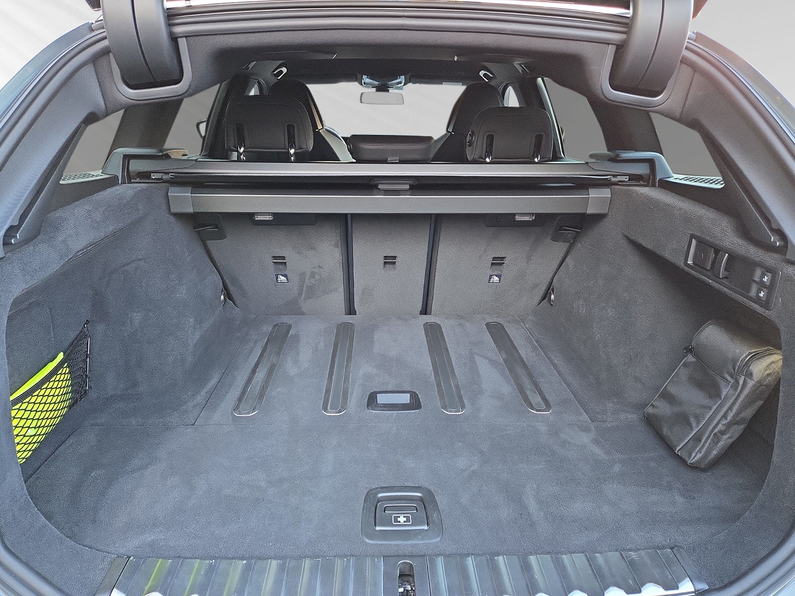 BMW M3 Touring xDrive Competition M - 8