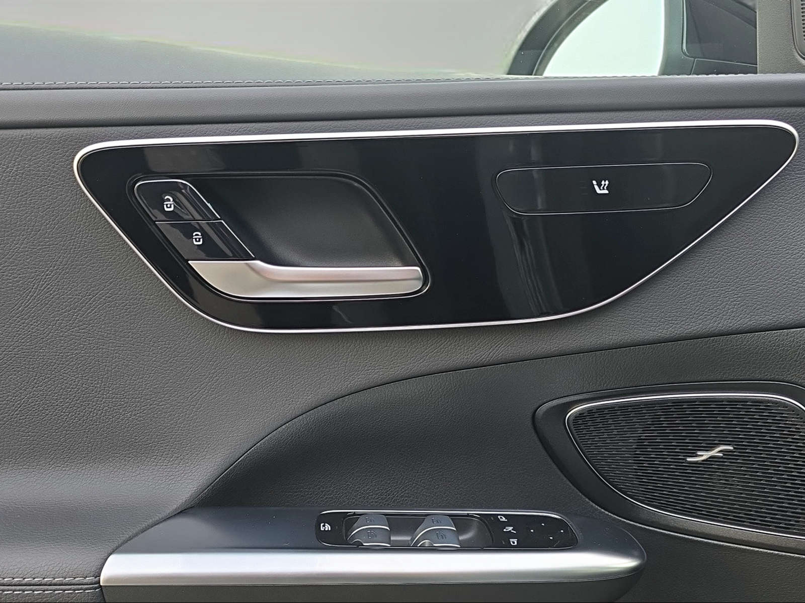 MERCEDES-BENZ C 300 4Matic T-Modell - 12