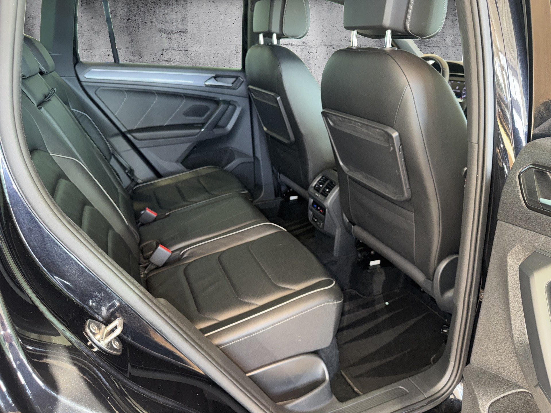 VW Tiguan 2.0 TDI SCR Highline 4Motion DSG - 14