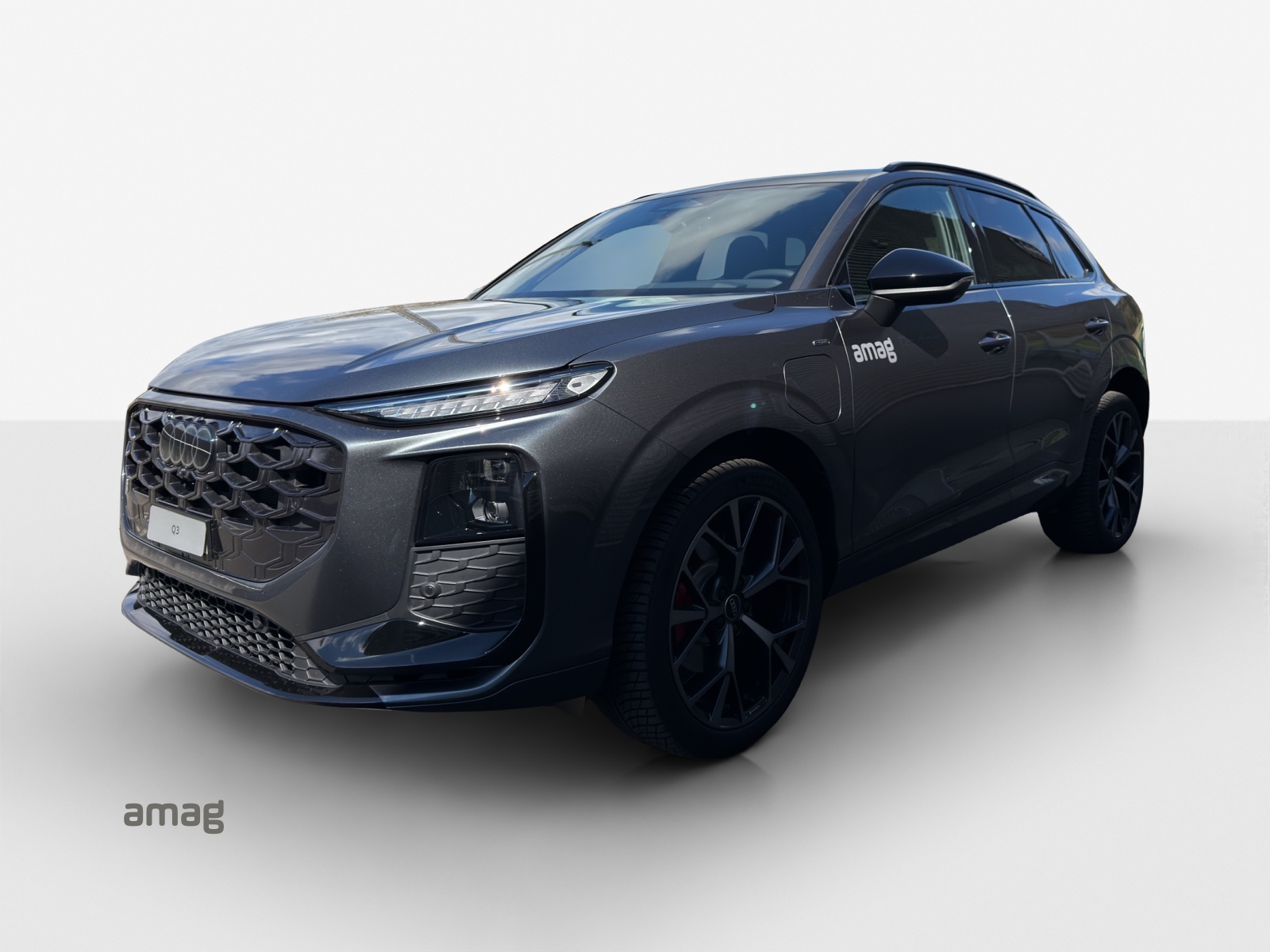 AUDI Q3 SUV e-hybrid 200 kW S tronig