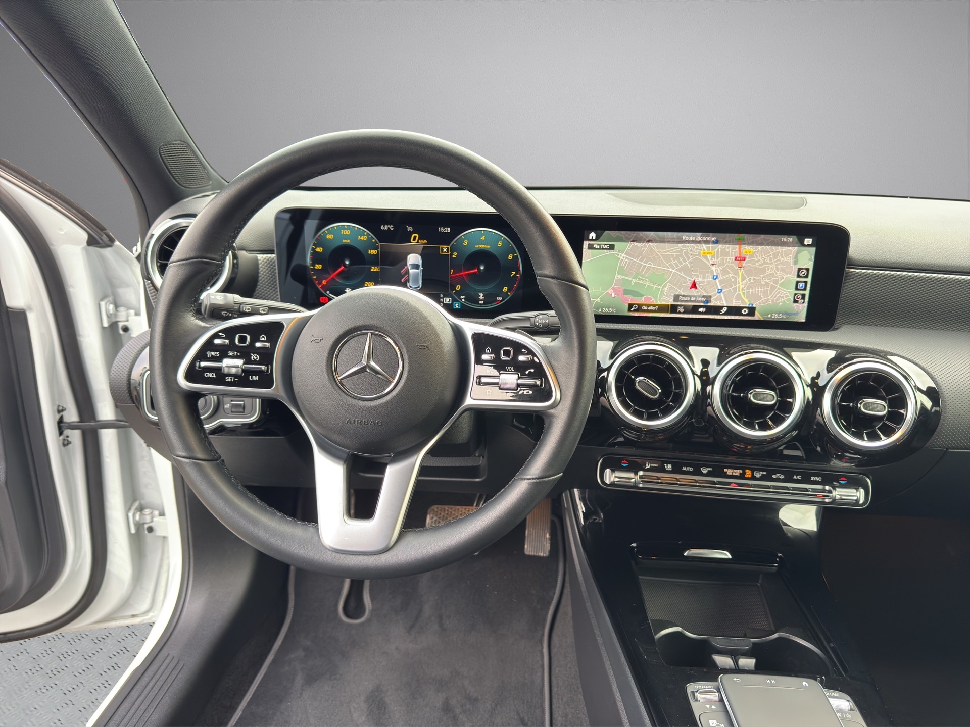 MERCEDES-BENZ A 180 Progressive 7G-DCT - 13