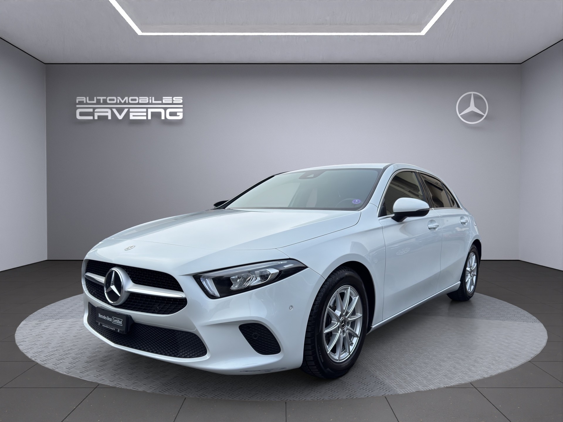 MERCEDES-BENZ A 180 Progressive 7G-DCT