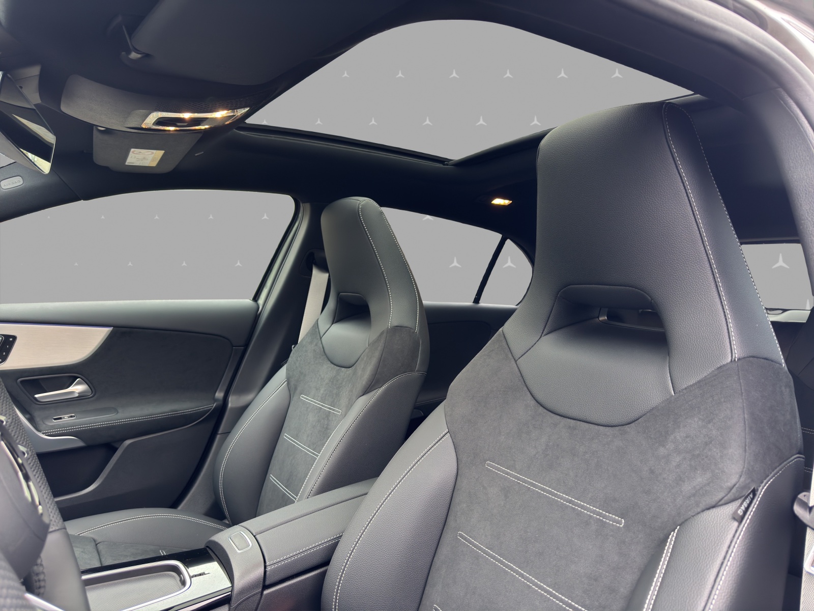 MERCEDES-BENZ A 250 4Matic 8G-DCT - 11