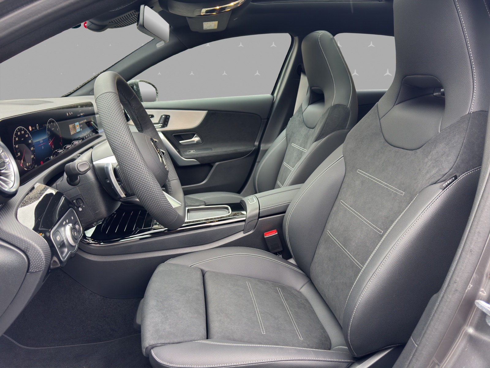 MERCEDES-BENZ A 250 4Matic 8G-DCT - 10