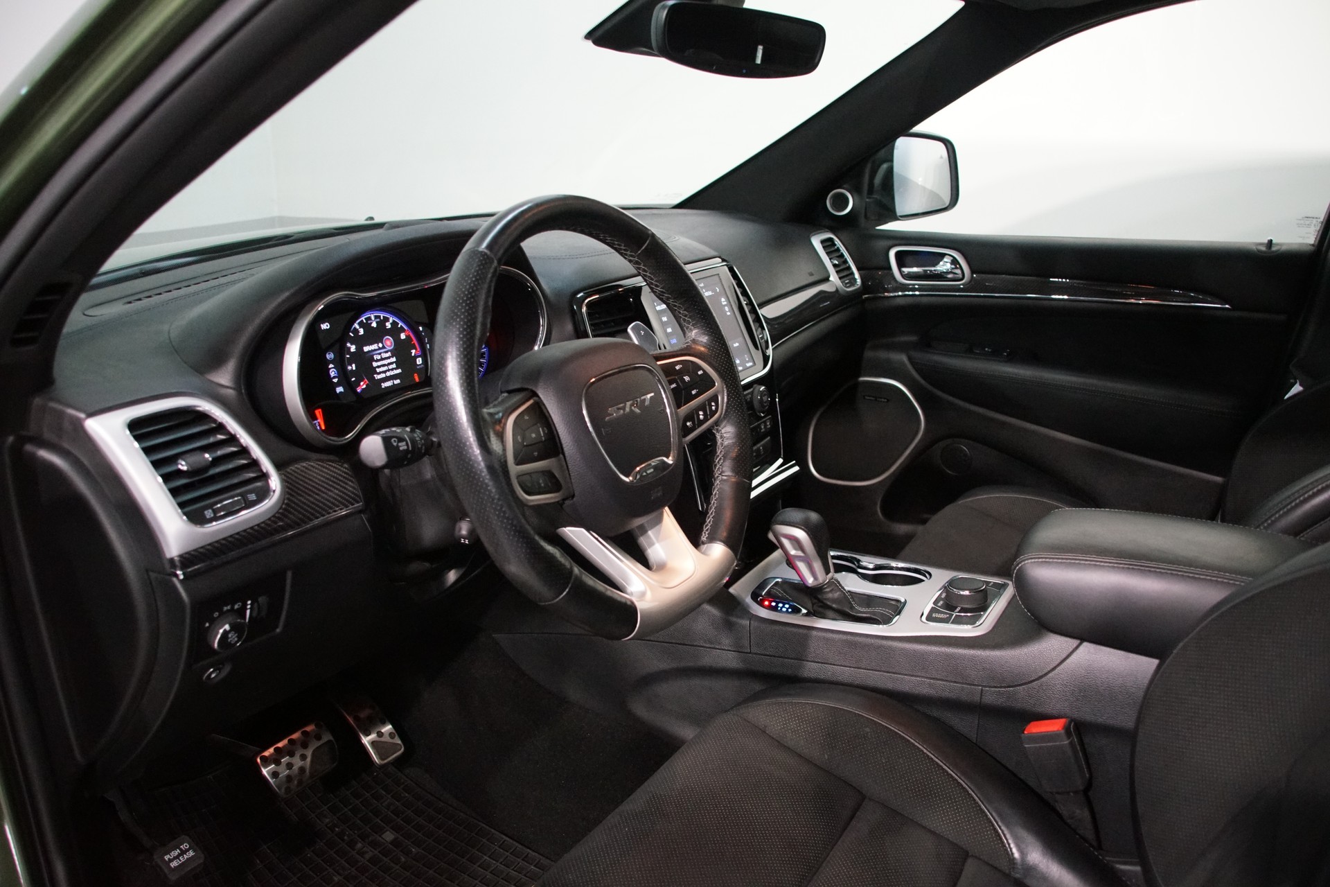 JEEP Grand Cherokee 6.4 V8 HEMI SRT8 Automatic - 12