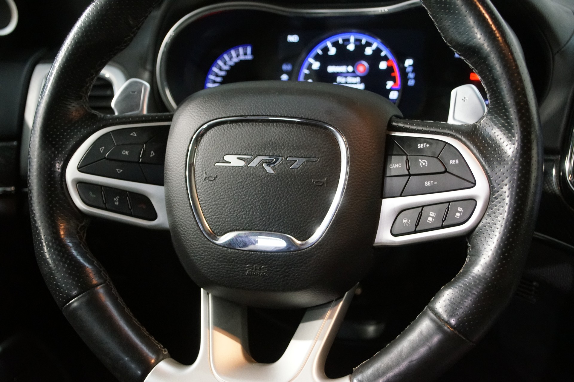 JEEP Grand Cherokee 6.4 V8 HEMI SRT8 Automatic - 14