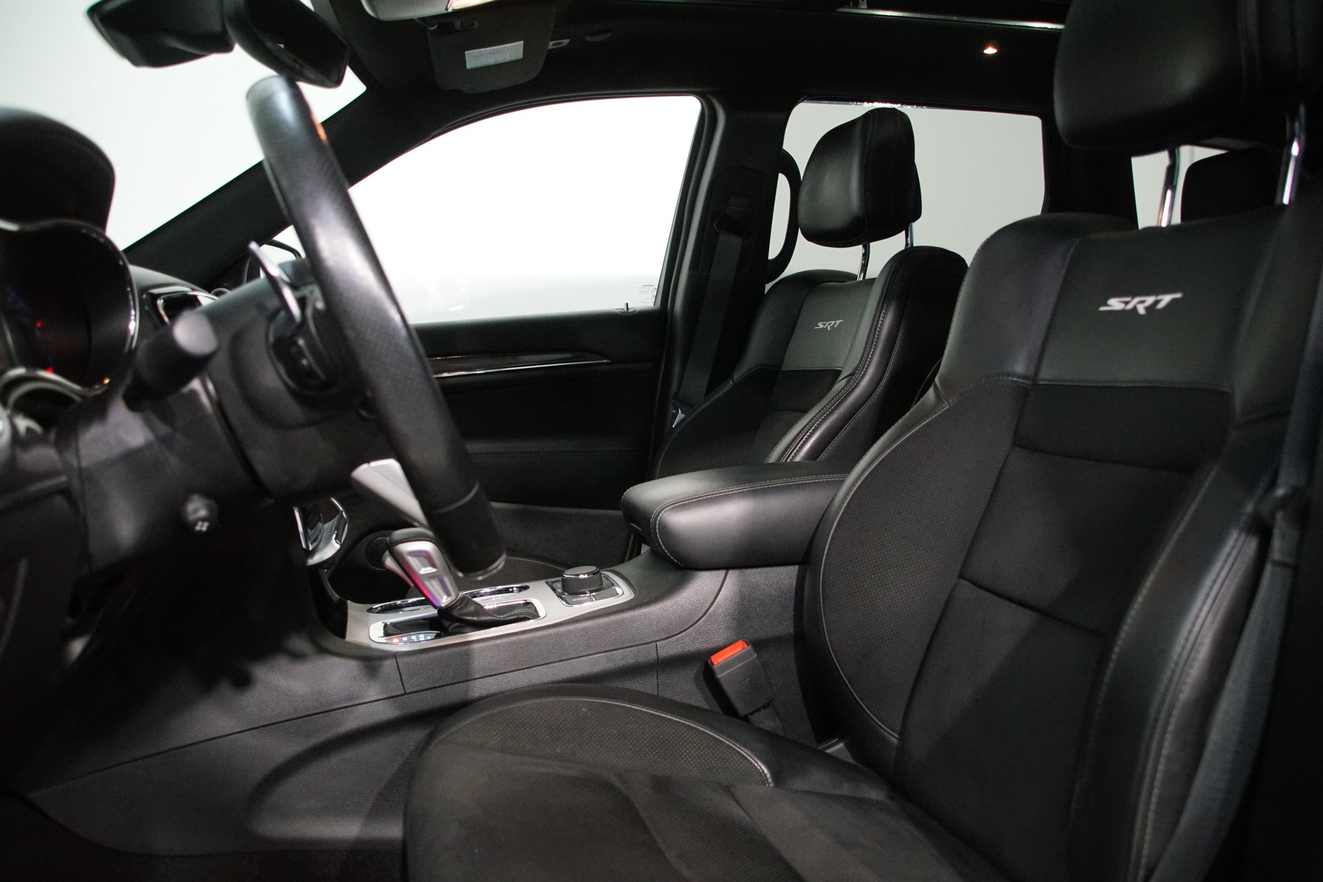 JEEP Grand Cherokee 6.4 V8 HEMI SRT8 Automatic - 11