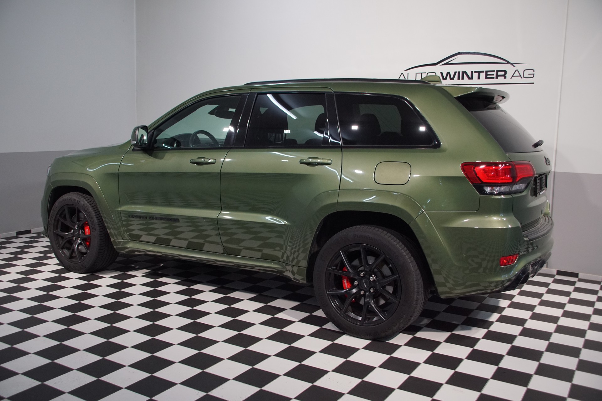 JEEP Grand Cherokee 6.4 V8 HEMI SRT8 Automatic - 7