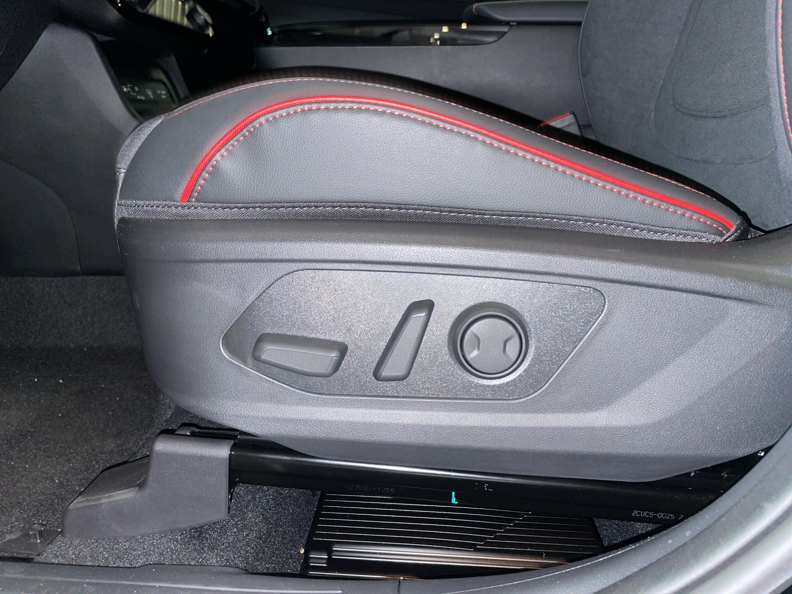 HYUNDAI Tucson N-Line LUX 1.6 T-GDi PHEV 186kW 253PS 4WD - 10