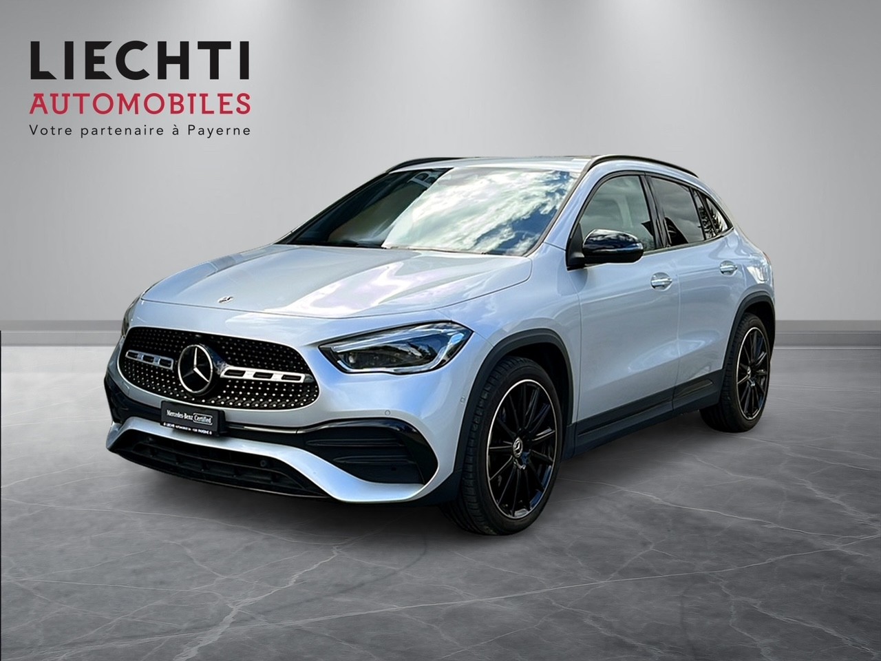 MERCEDES-BENZ GLA 200 4Matic AMG Line 8G-DCT