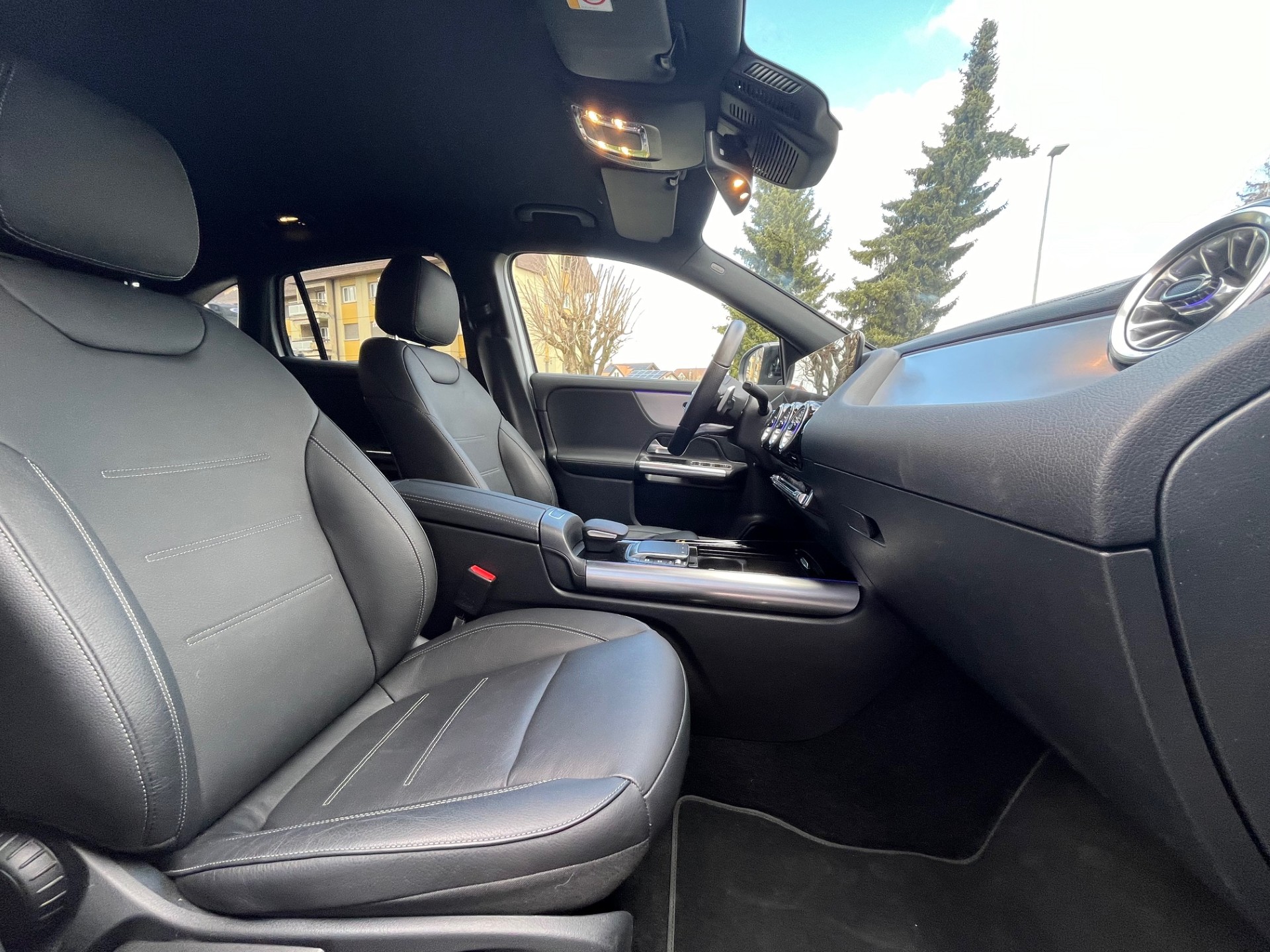 MERCEDES-BENZ GLA 200 4Matic AMG Line 8G-DCT - 8