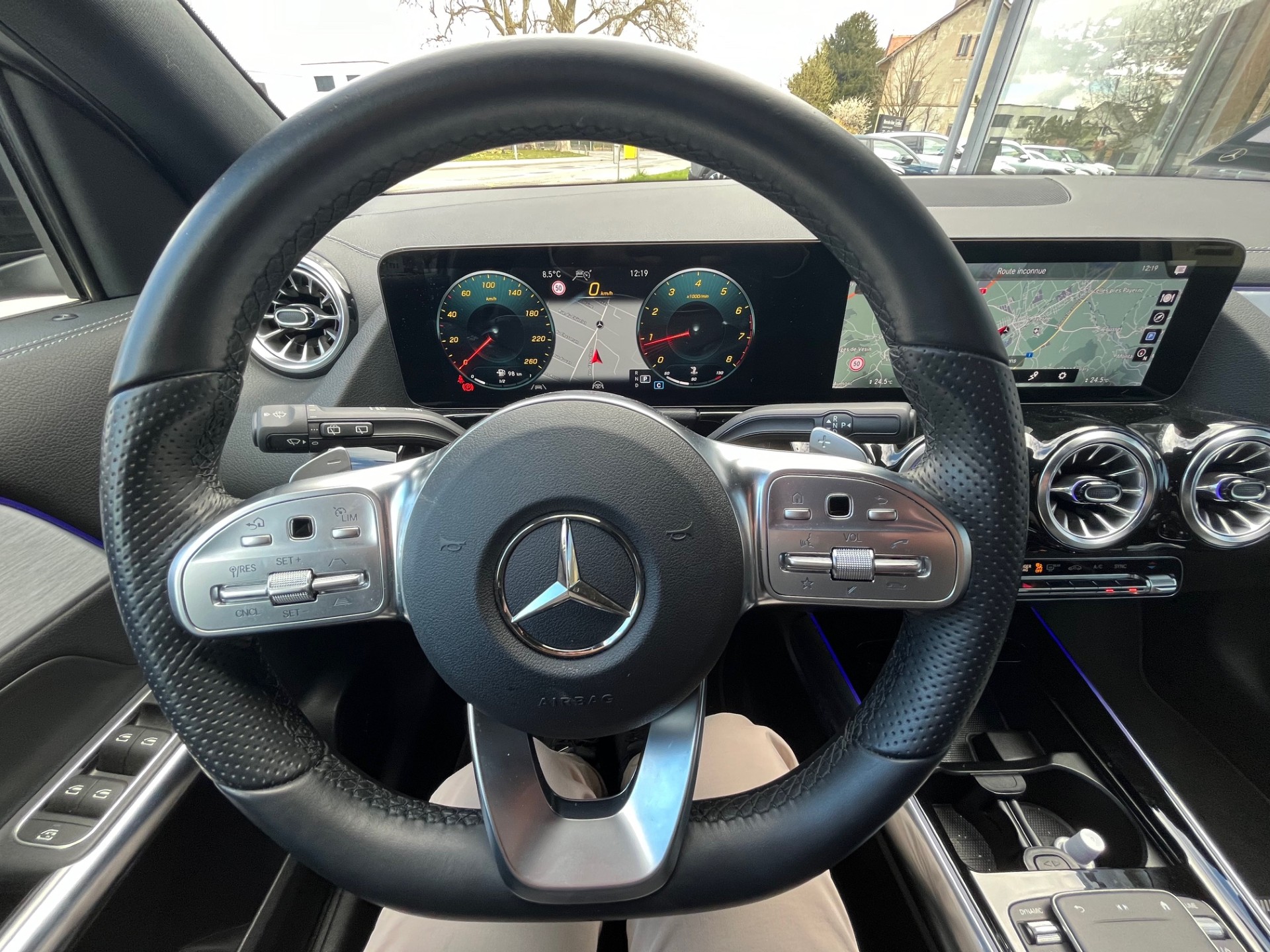 MERCEDES-BENZ GLA 200 4Matic AMG Line 8G-DCT - 13