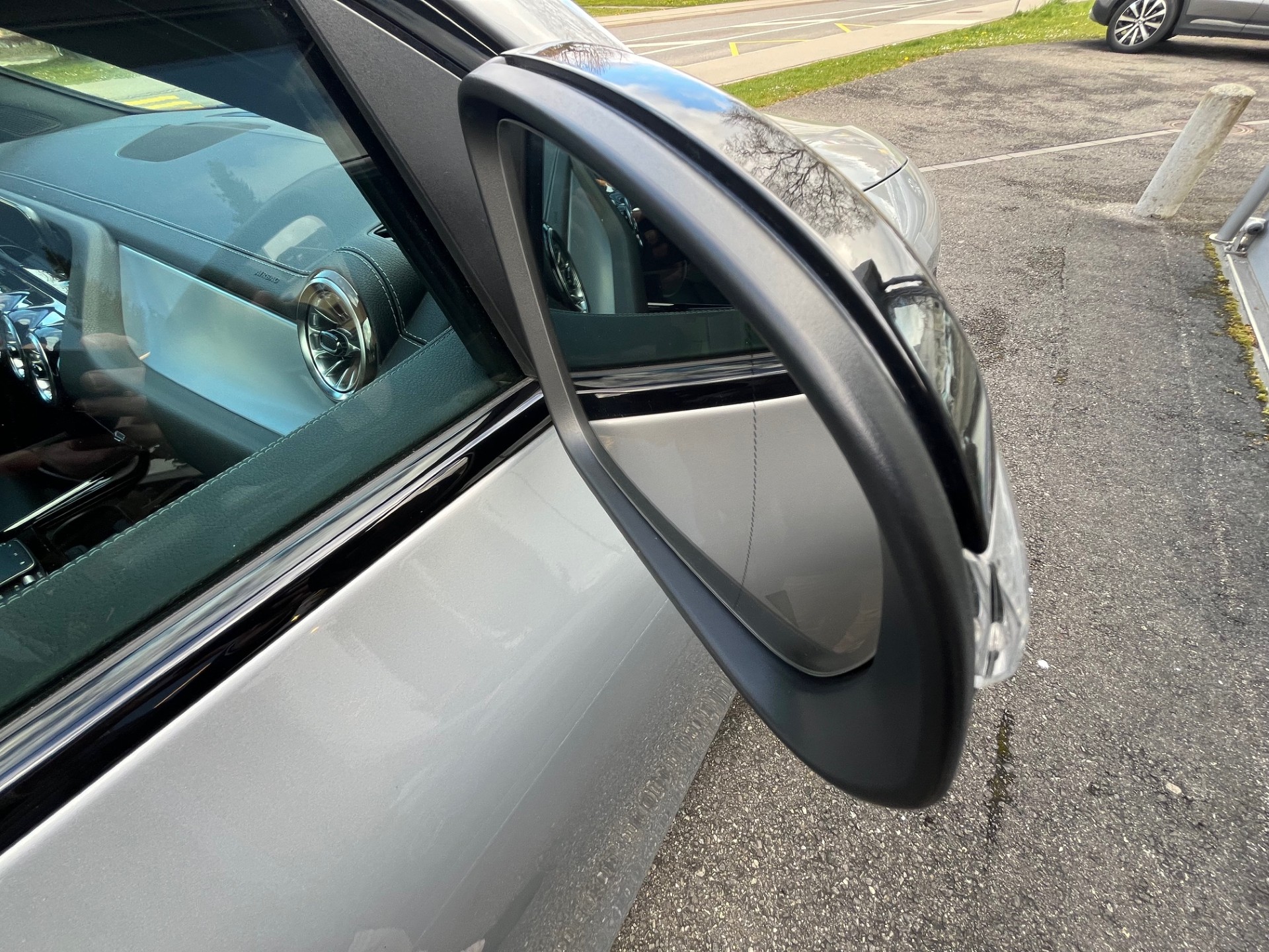 MERCEDES-BENZ GLA 200 4Matic AMG Line 8G-DCT - 20