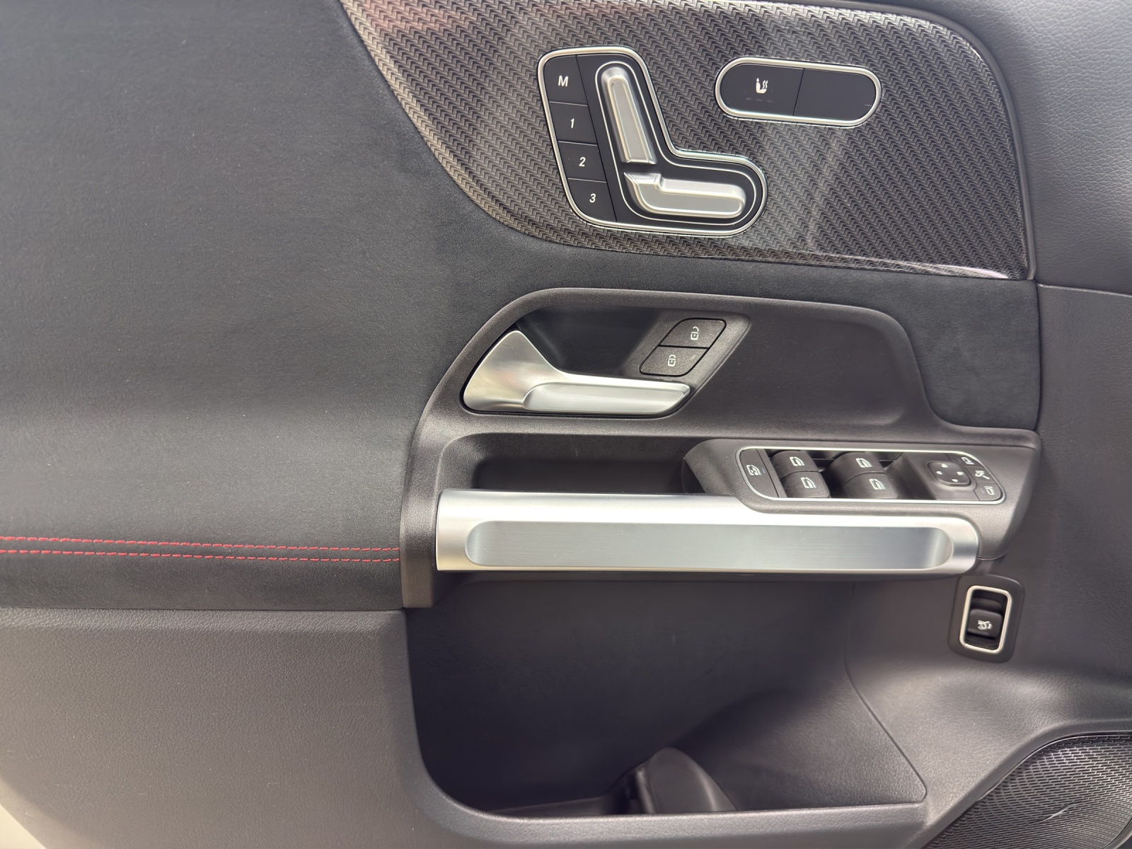 MERCEDES-BENZ GLB AMG 35 4M 8G-Tronic - 13