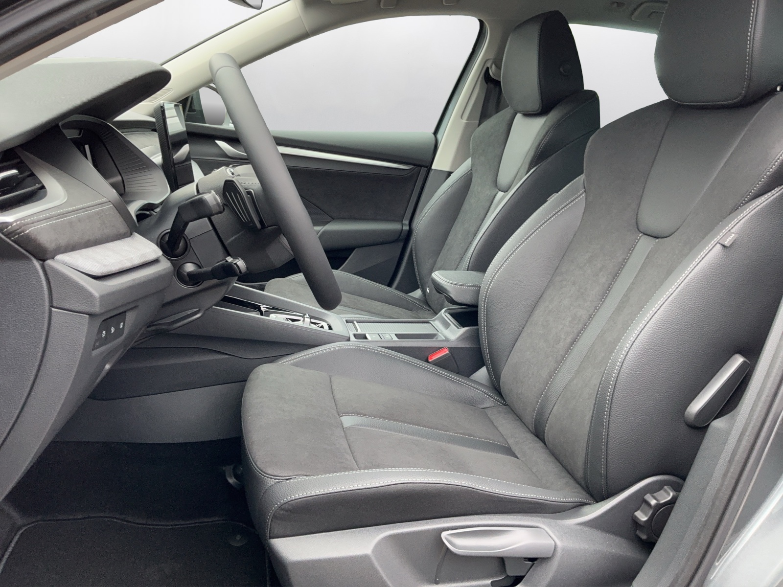 SKODA Octavia Combi 1.5 TSI mHEV DSG Sport Line - 10