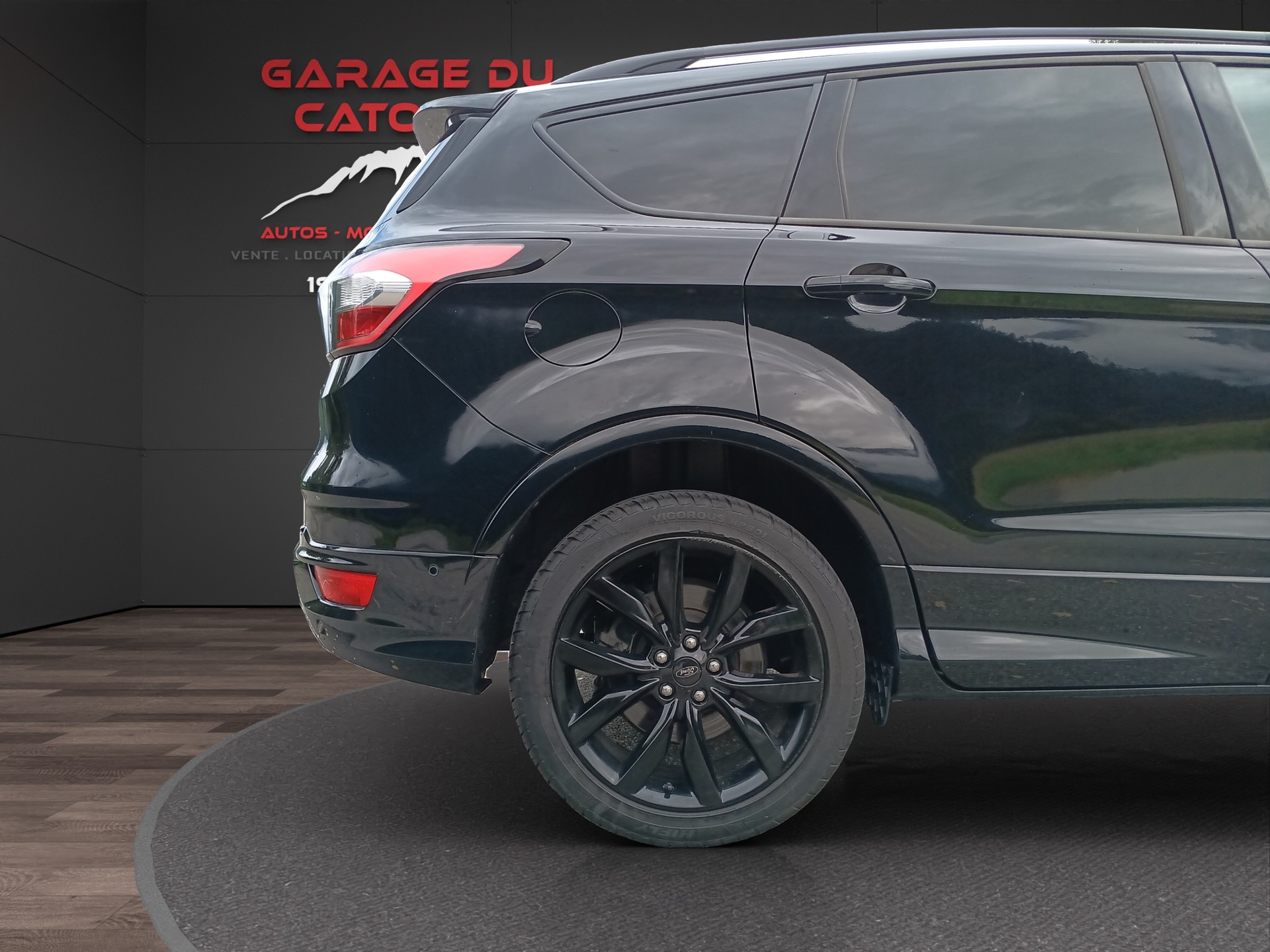 FORD Kuga 2.0 SCTi ST Line High 4WD Automatic - 21