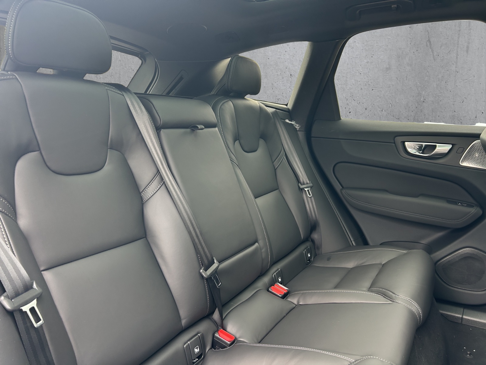VOLVO XC60 T8 eAWD PluginHybrid Black Edition Geartronic - 13