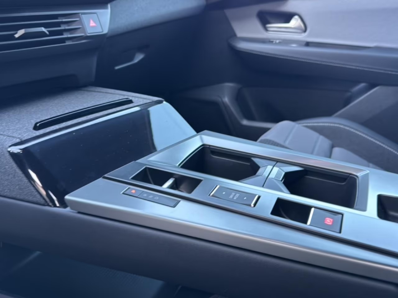 OPEL Grandland-e GS Anhängerkupplung - 25