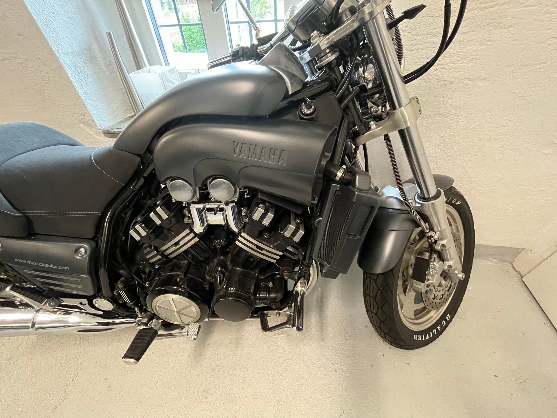 YAMAHA V-Max VMX 1200 MC - 3