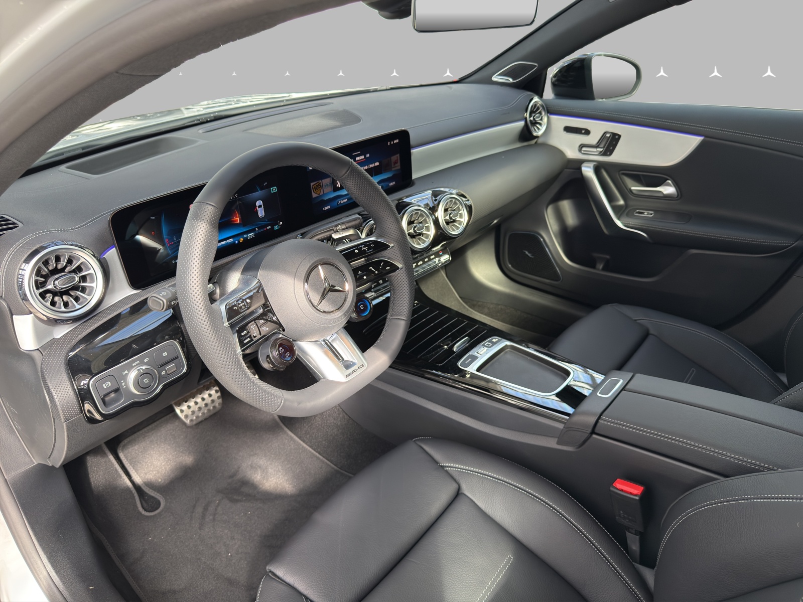 MERCEDES-BENZ A AMG 45 S 4Matic+ 8G-DCT - 9