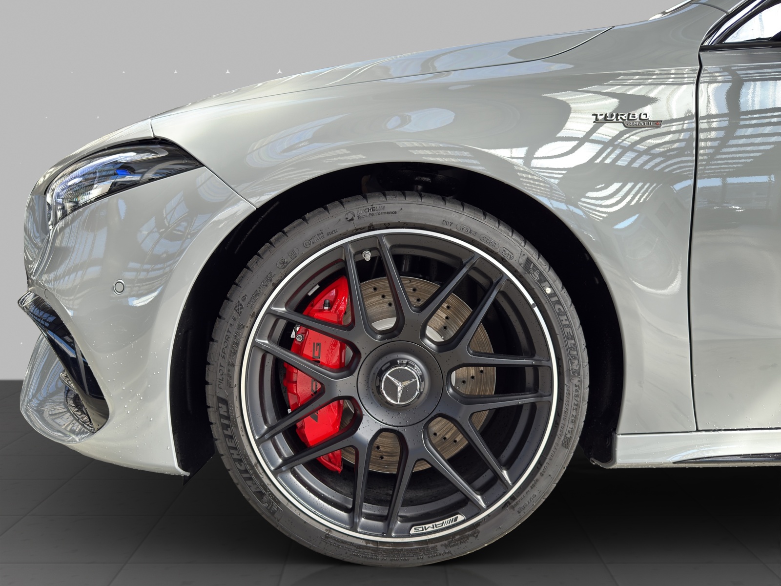 MERCEDES-BENZ A AMG 45 S 4Matic+ 8G-DCT - 18